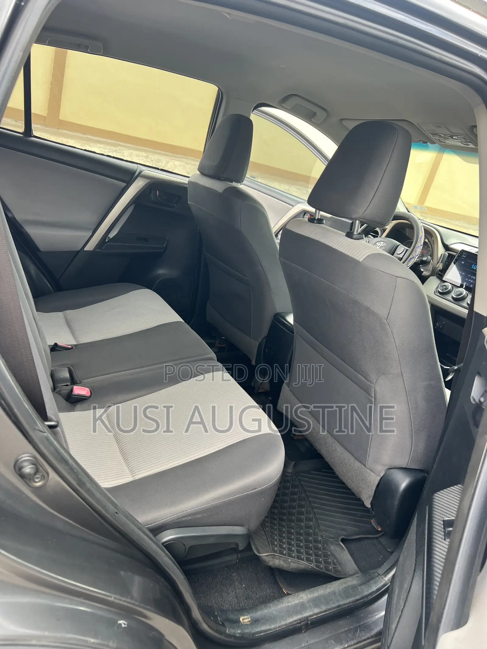 Toyota RAV4 LE 4dr SUV AWD (2.5L 4cyl 6A) 2015 Matt Black