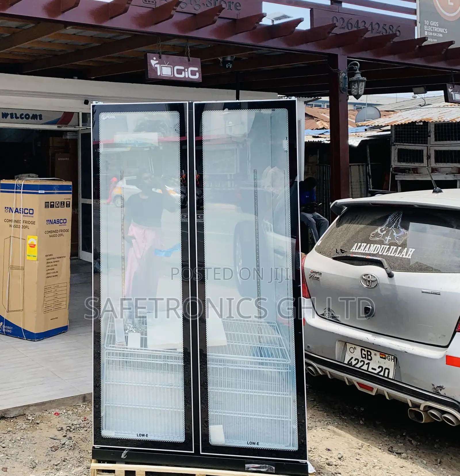 Fast and Authentic (Black) Pearl 690 Liters Display 2 Doors Fridge