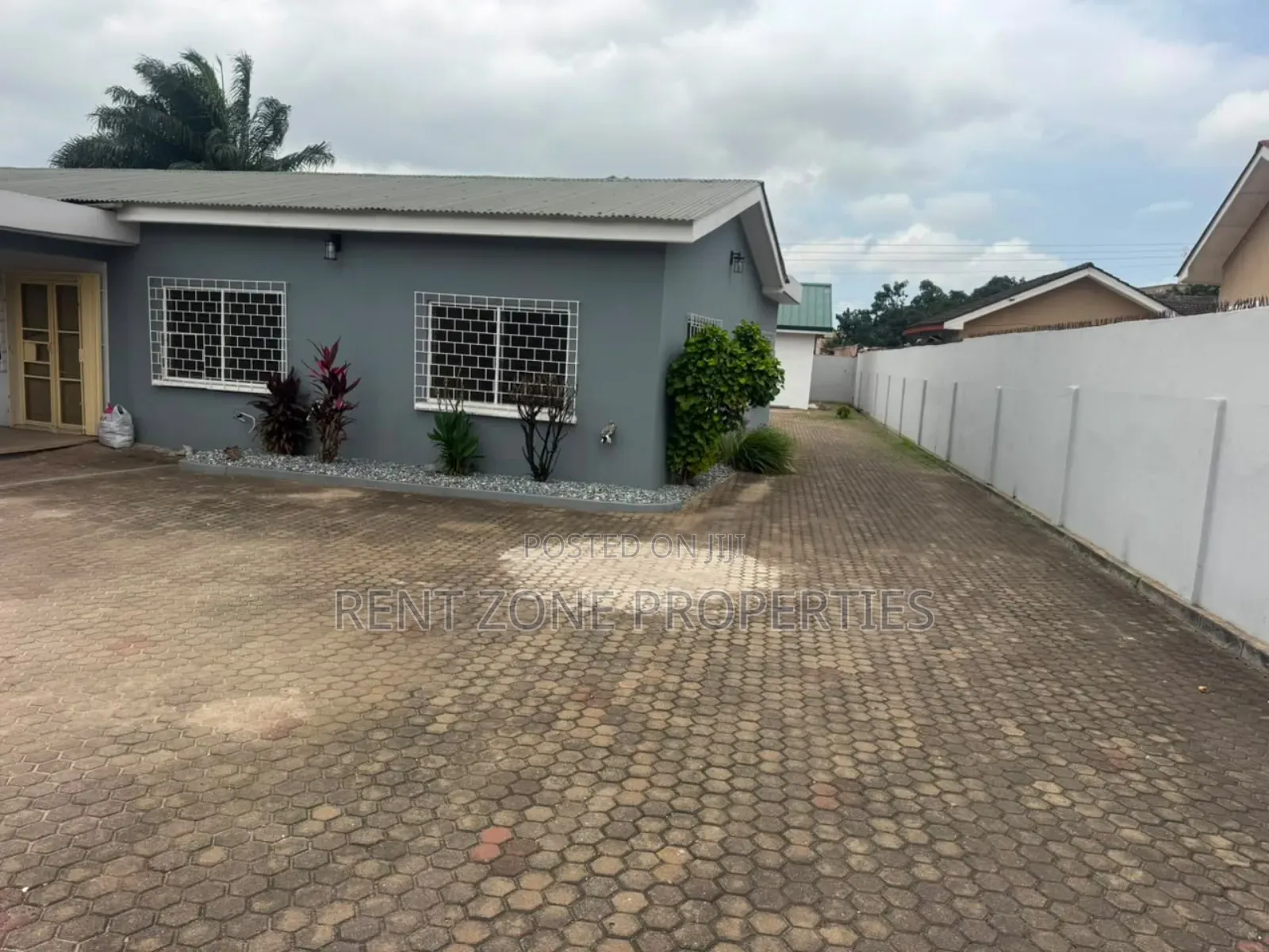 5bdrm House in Achimota for rent