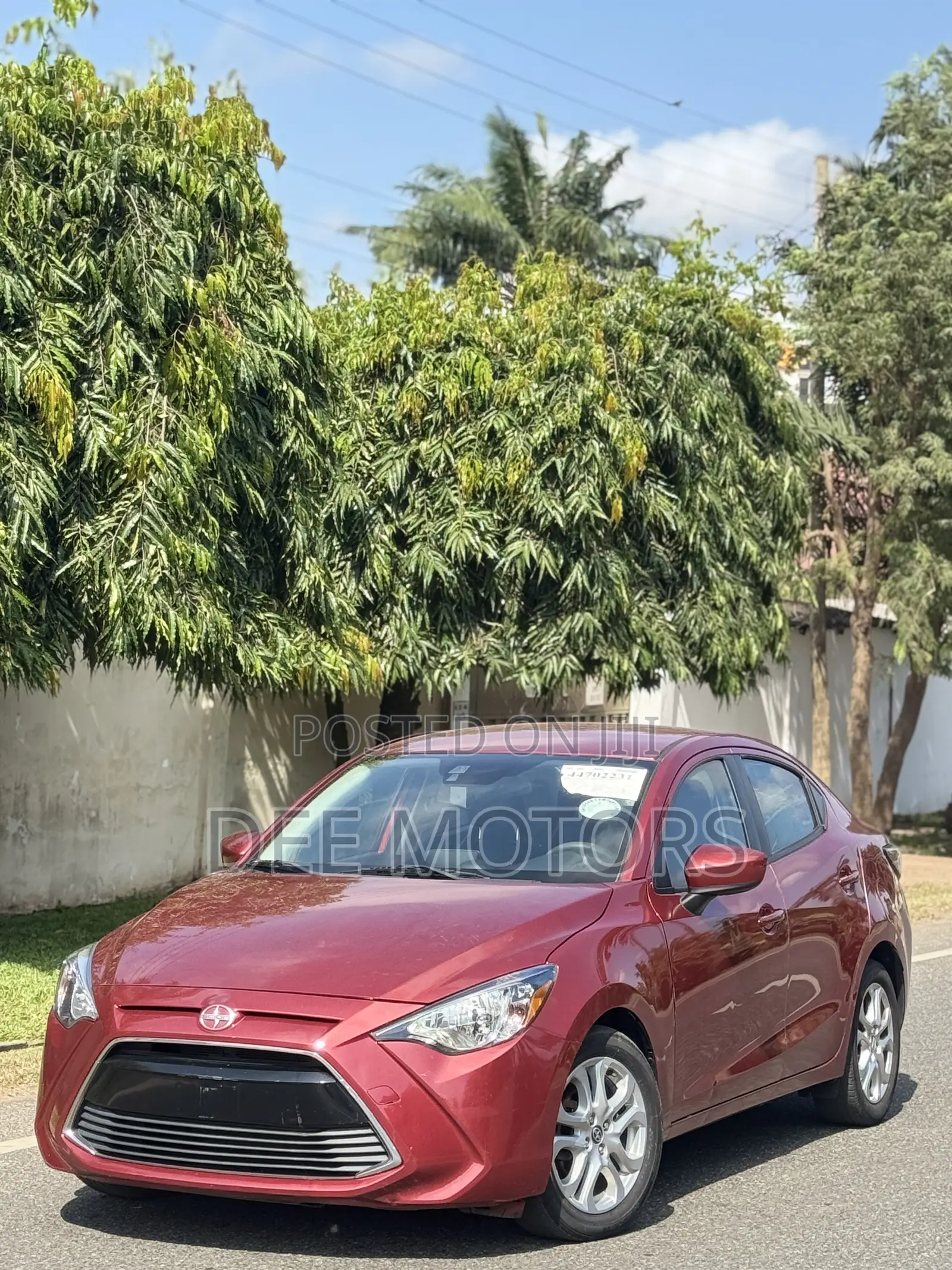 Toyota Yaris iA 1.5 FWD 2016 Burgundy