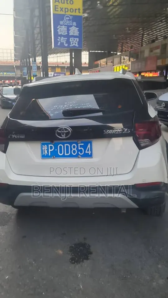 Toyota Yaris 1.5 Sedan L 2020 White