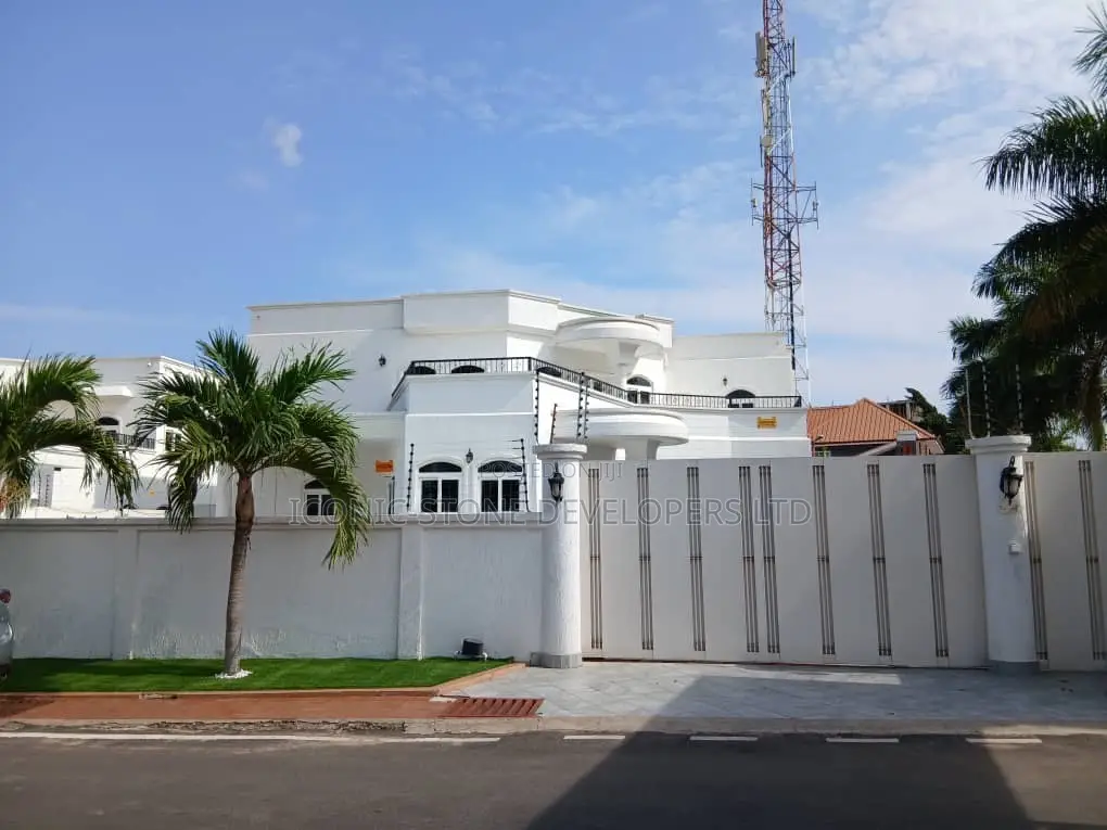 5bdrm House in East Legon, A&C Mall Area for rent