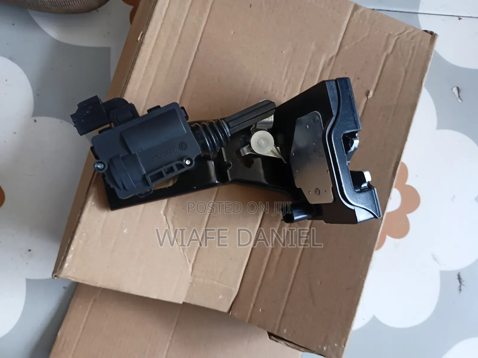 Ford Escpe 2008 Boot Lock