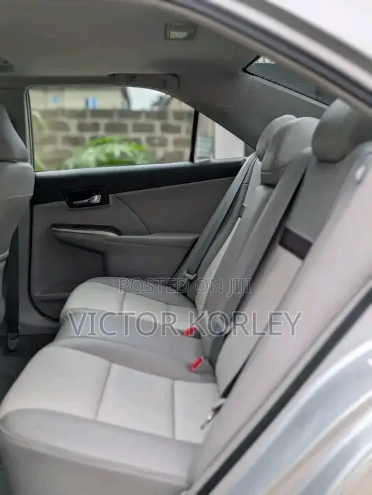 Toyota Camry 2014 Silver