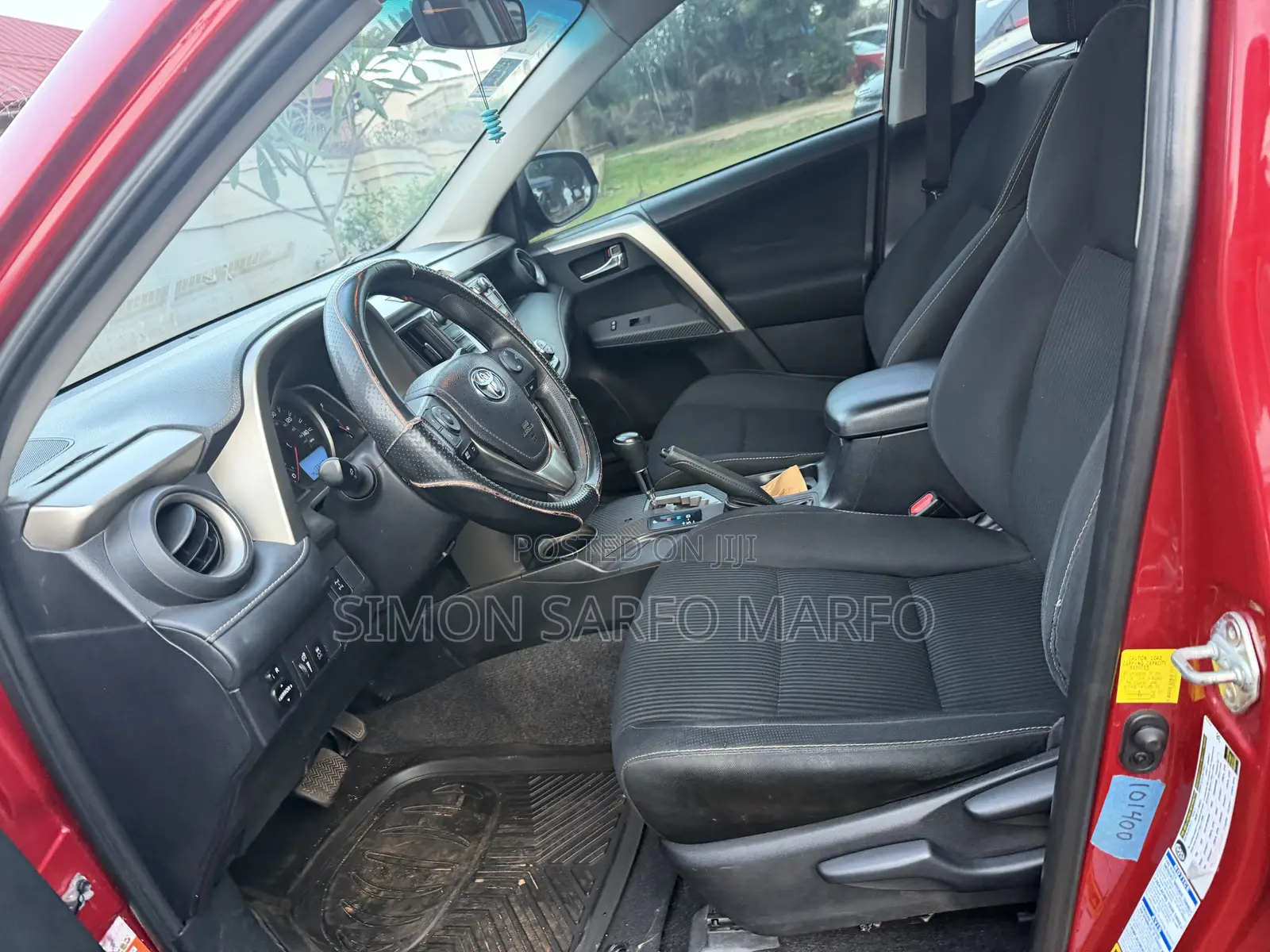 Toyota RAV4 LE 4dr SUV AWD (2.5L 4cyl 6A) 2015 Red
