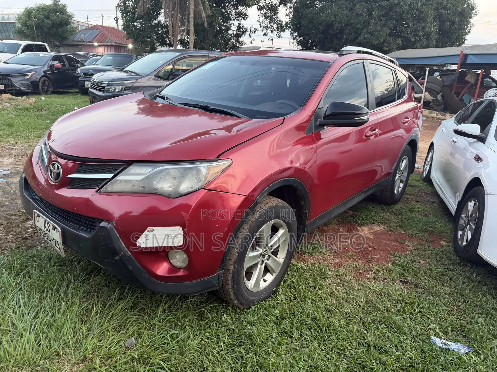 Toyota RAV4 LE 4dr SUV AWD (2.5L 4cyl 6A) 2015 Red