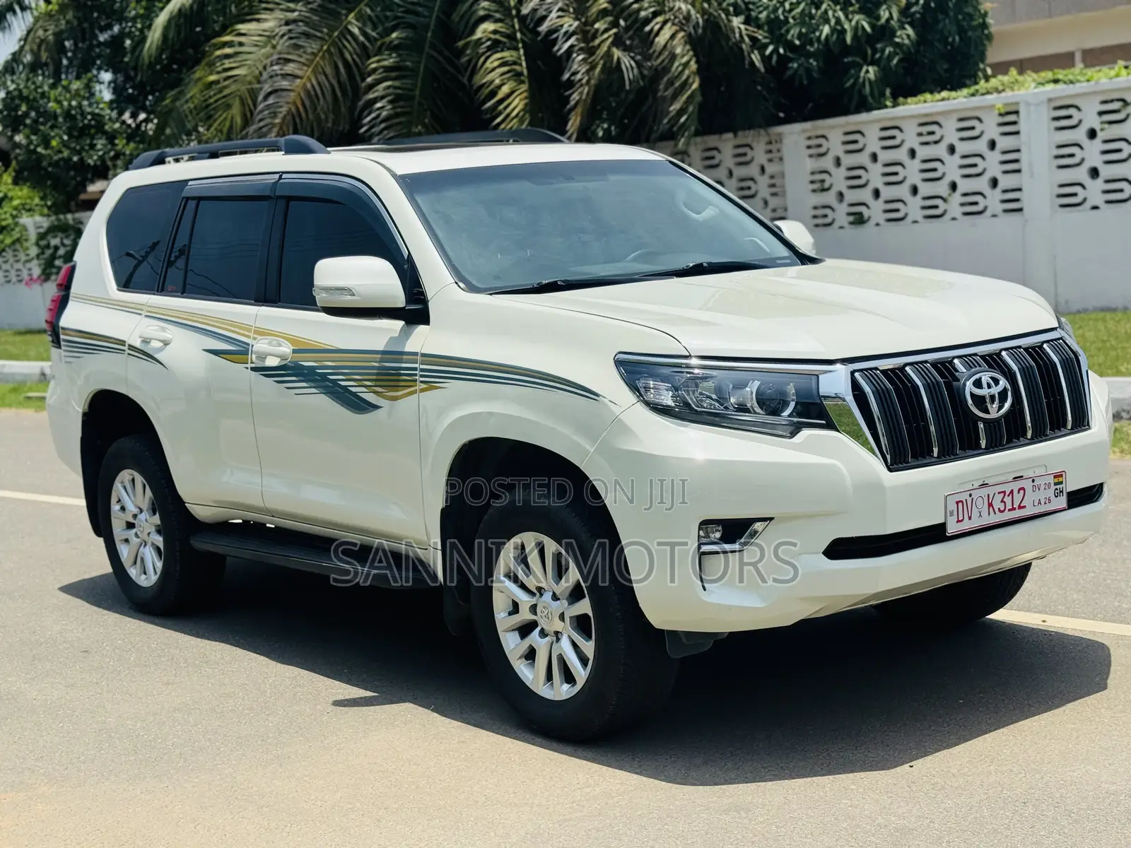Toyota Land Cruiser Prado 2.7 2019 White