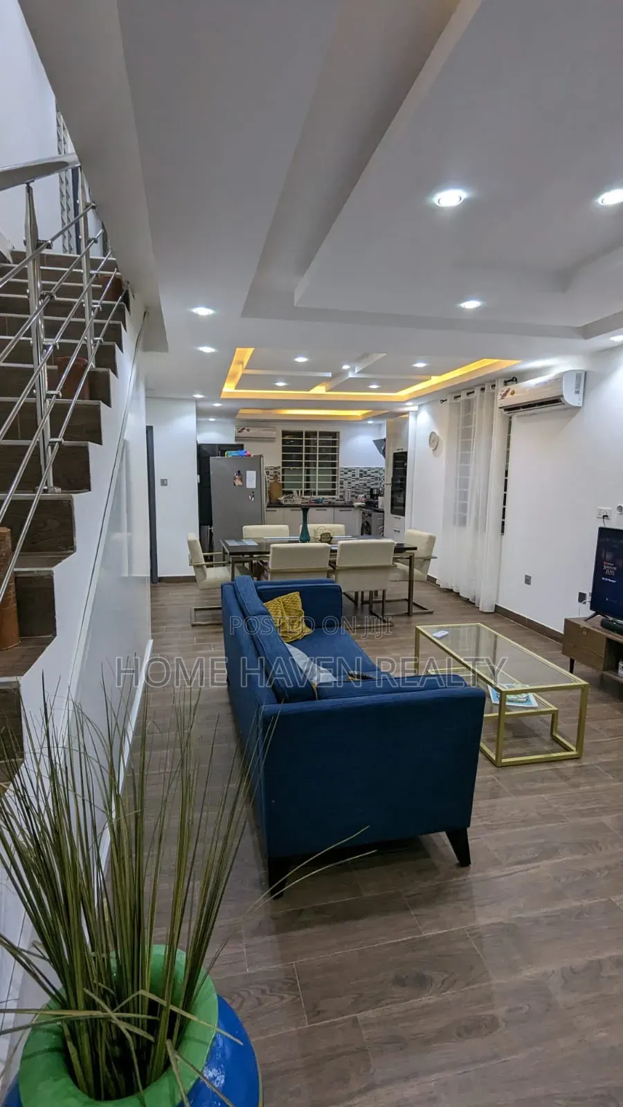 3bdrm House in Ashaley Botwe, School Junction for sale