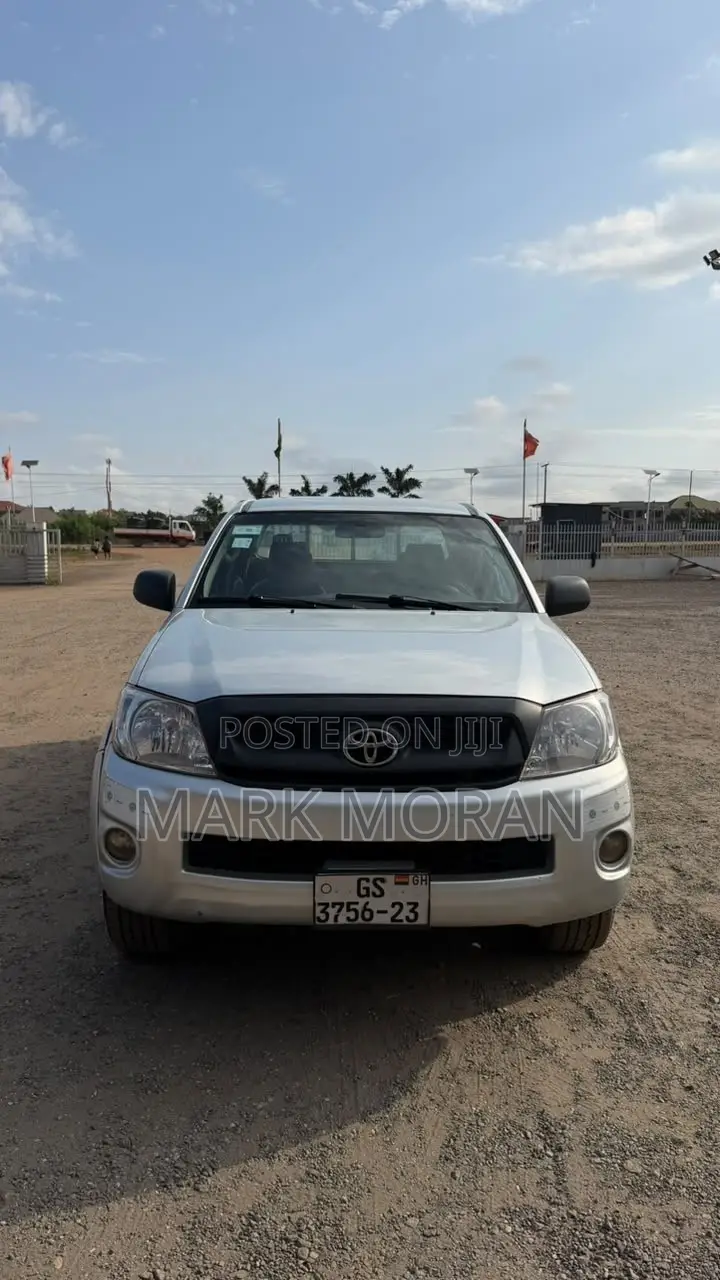Toyota Hilux 2008 Silver