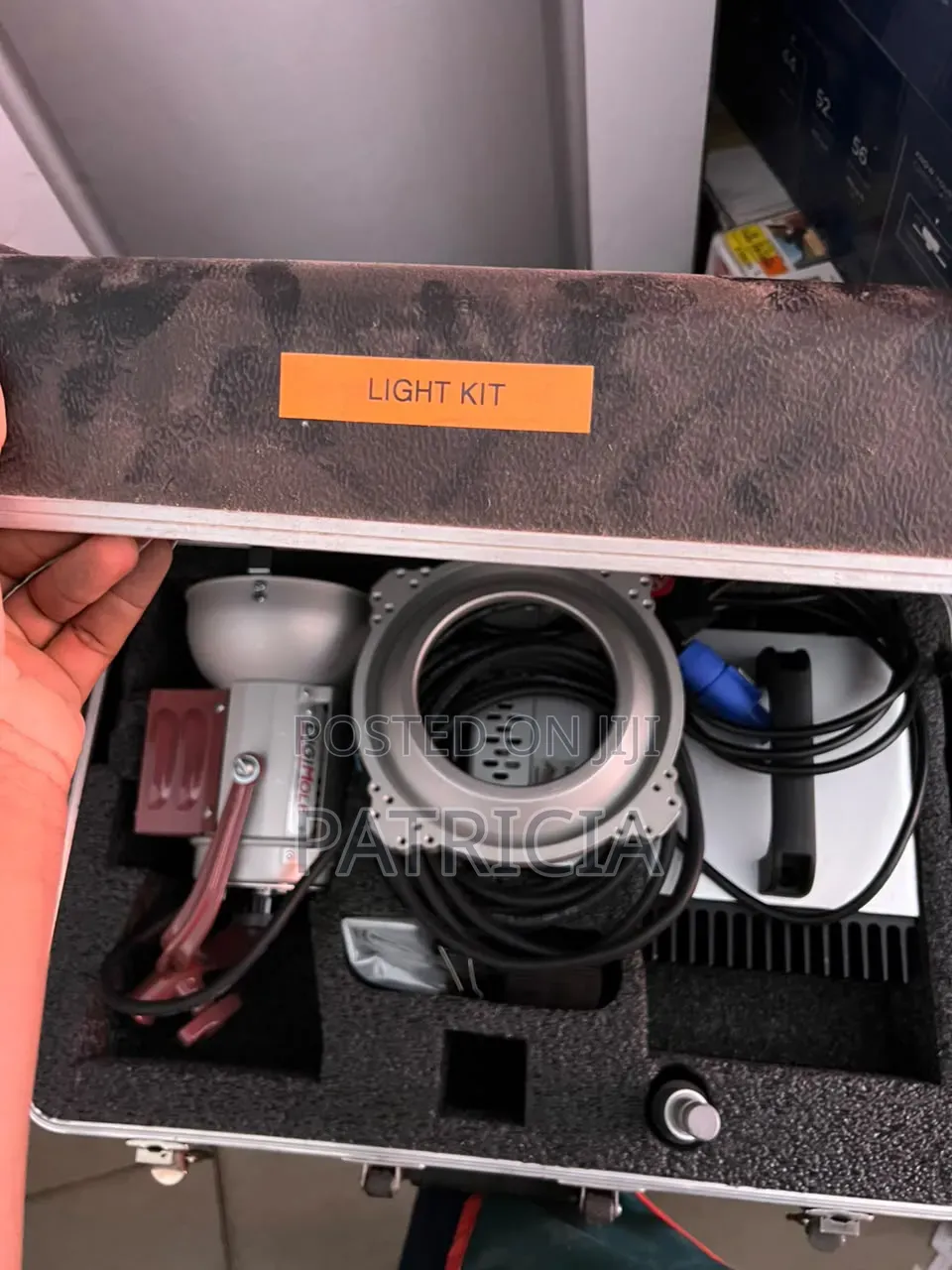 Mole-Richardson DigiMole HMI Professional Light Kit – Complete Set