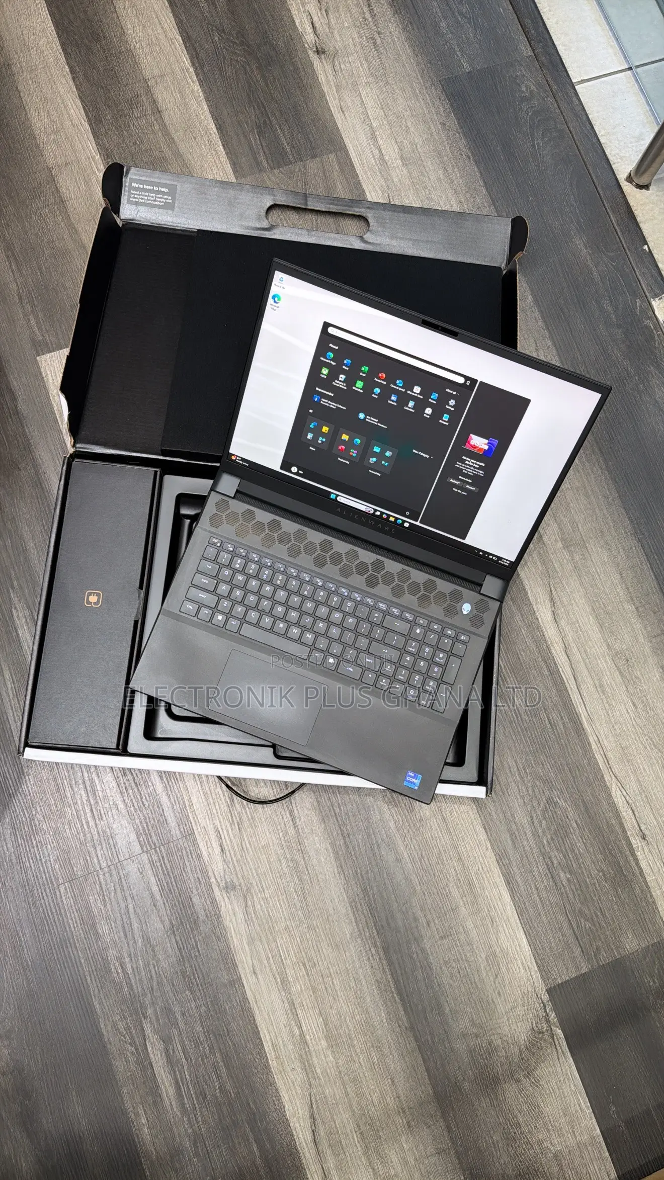 Laptop Alienware M18 R2 32GB Intel Core i9 SSD 1T