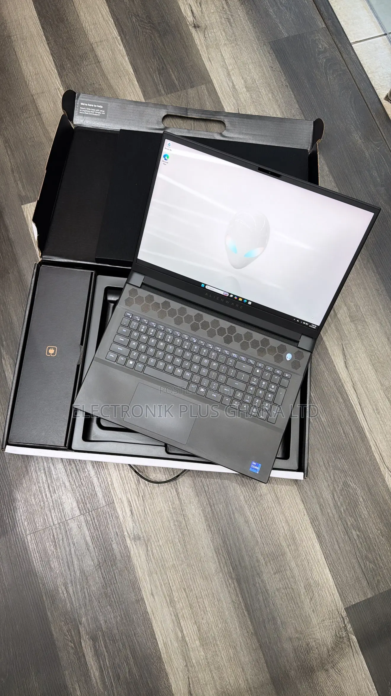 Laptop Alienware M18 R2 32GB Intel Core i9 SSD 1T