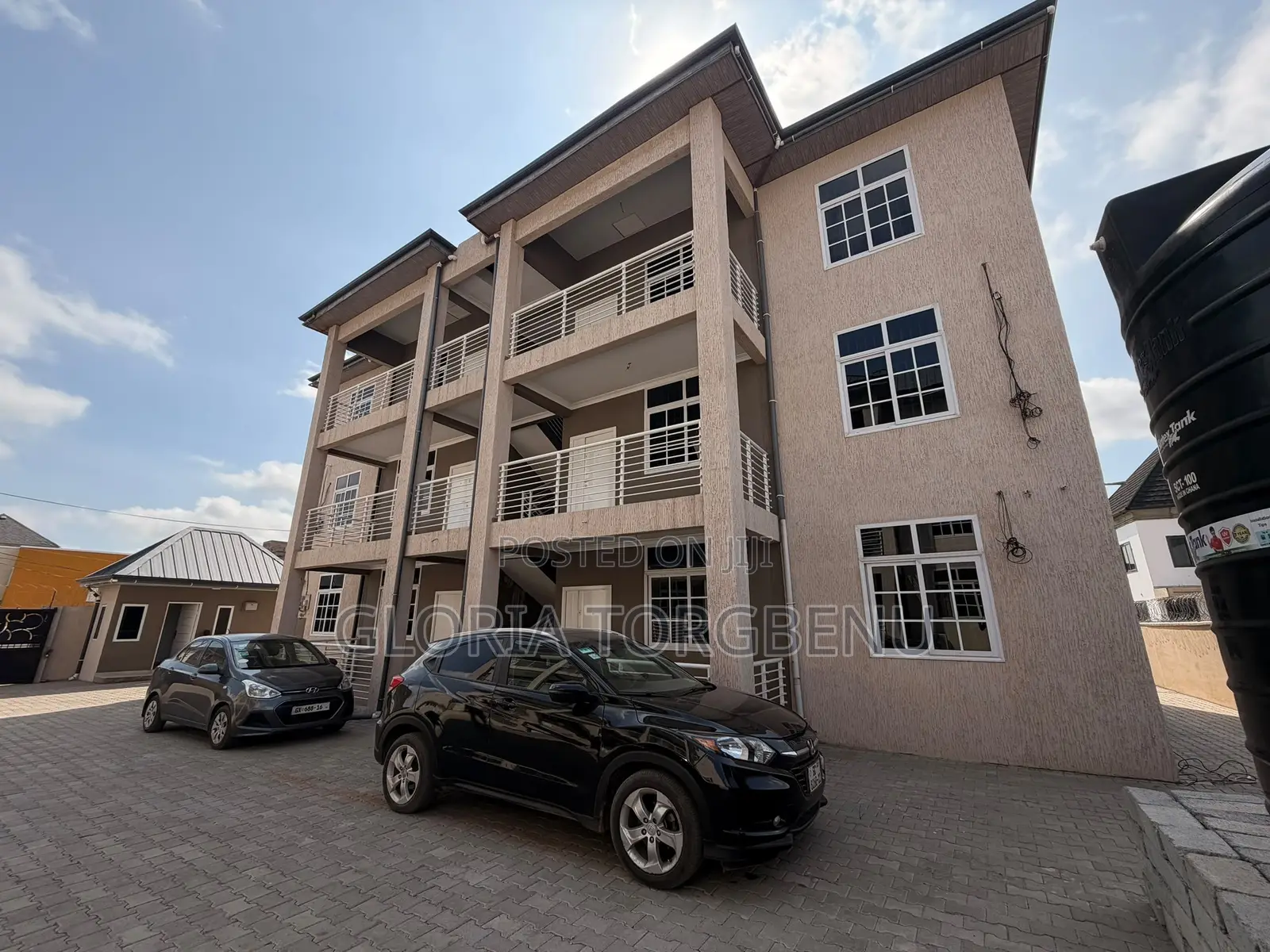 2bdrm Apartment in Ashaley Botwe for rent