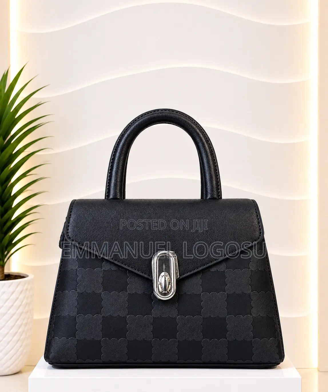 Classic Grace Handbag