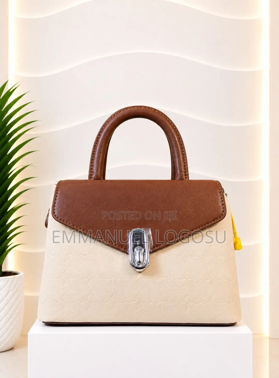 Classic Grace Handbag