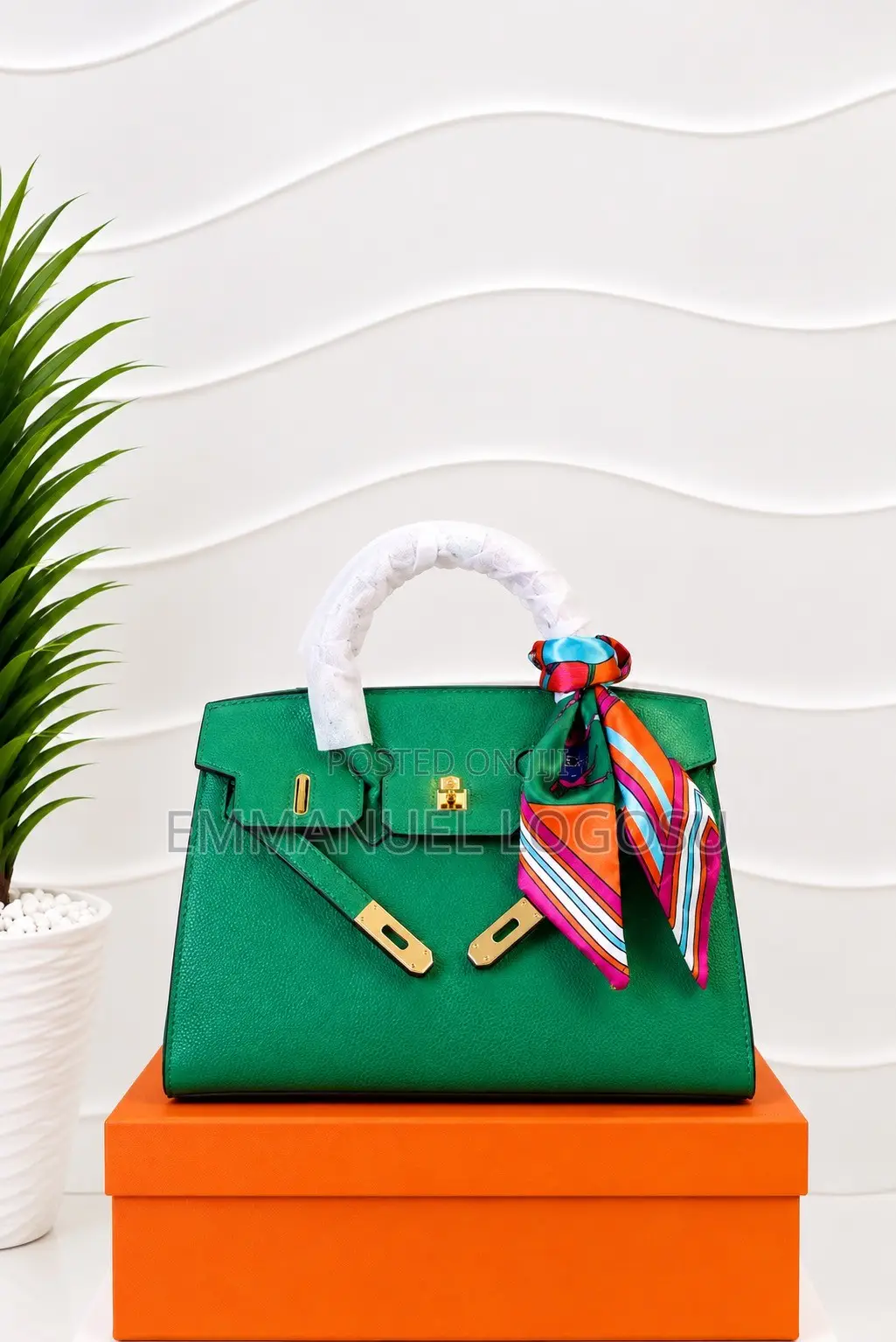 Elegant Birkin-Style Top-Handle Handbag With Scarf