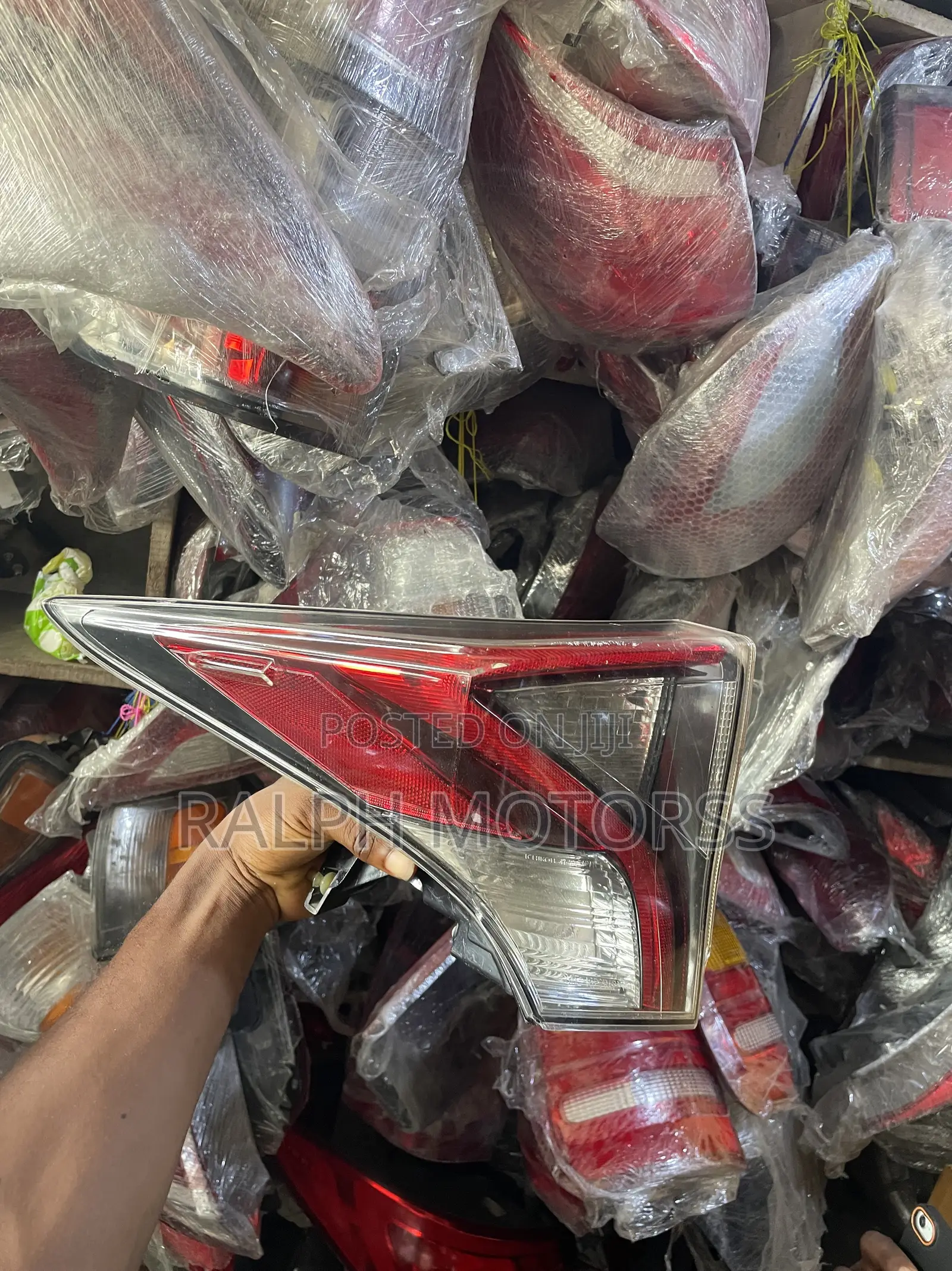 Toyota Prius 2016 Taillight Pair