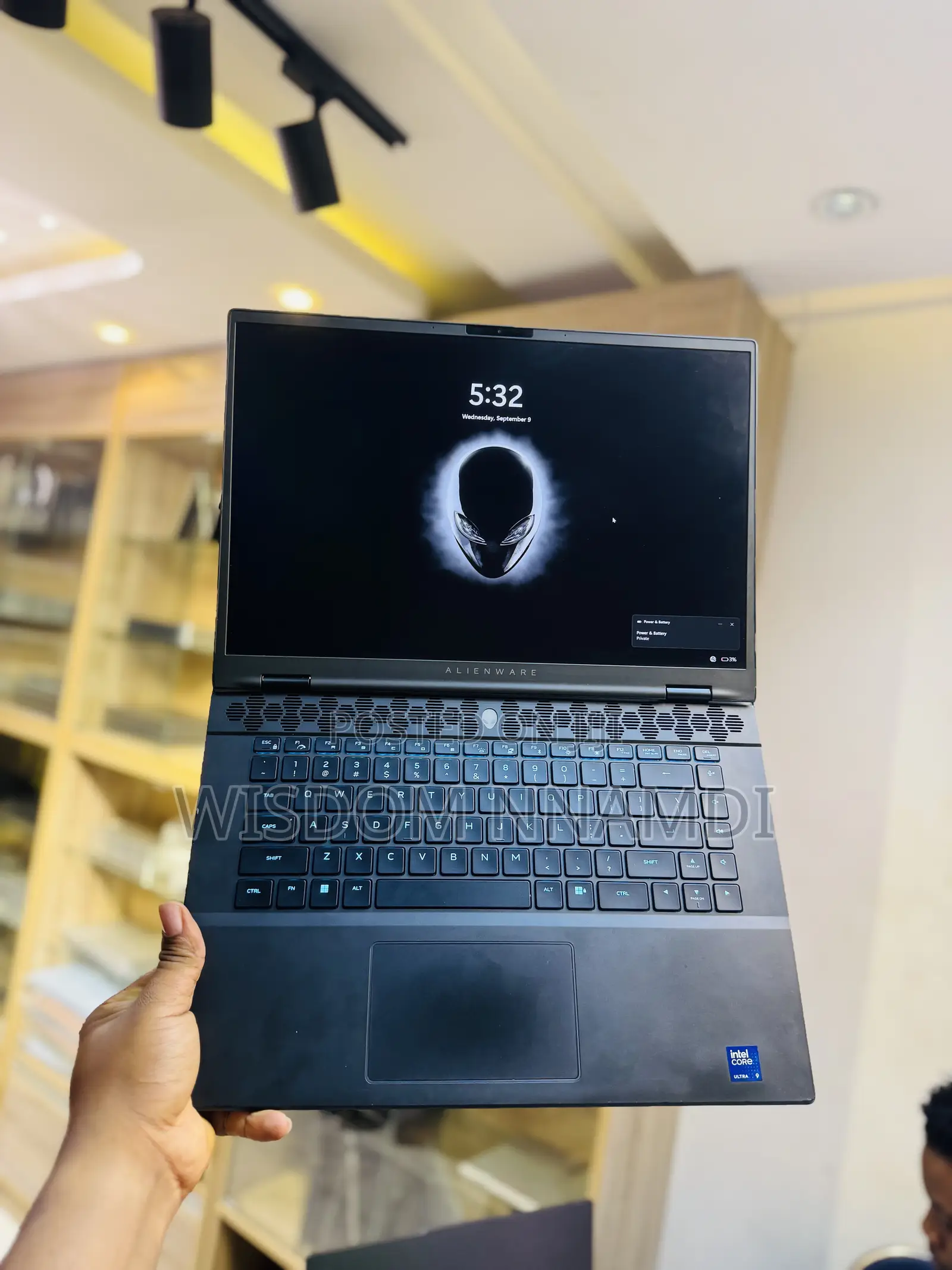 Laptop Alienware M16 R2 16GB Intel Core Ultra 9 SSD 1T