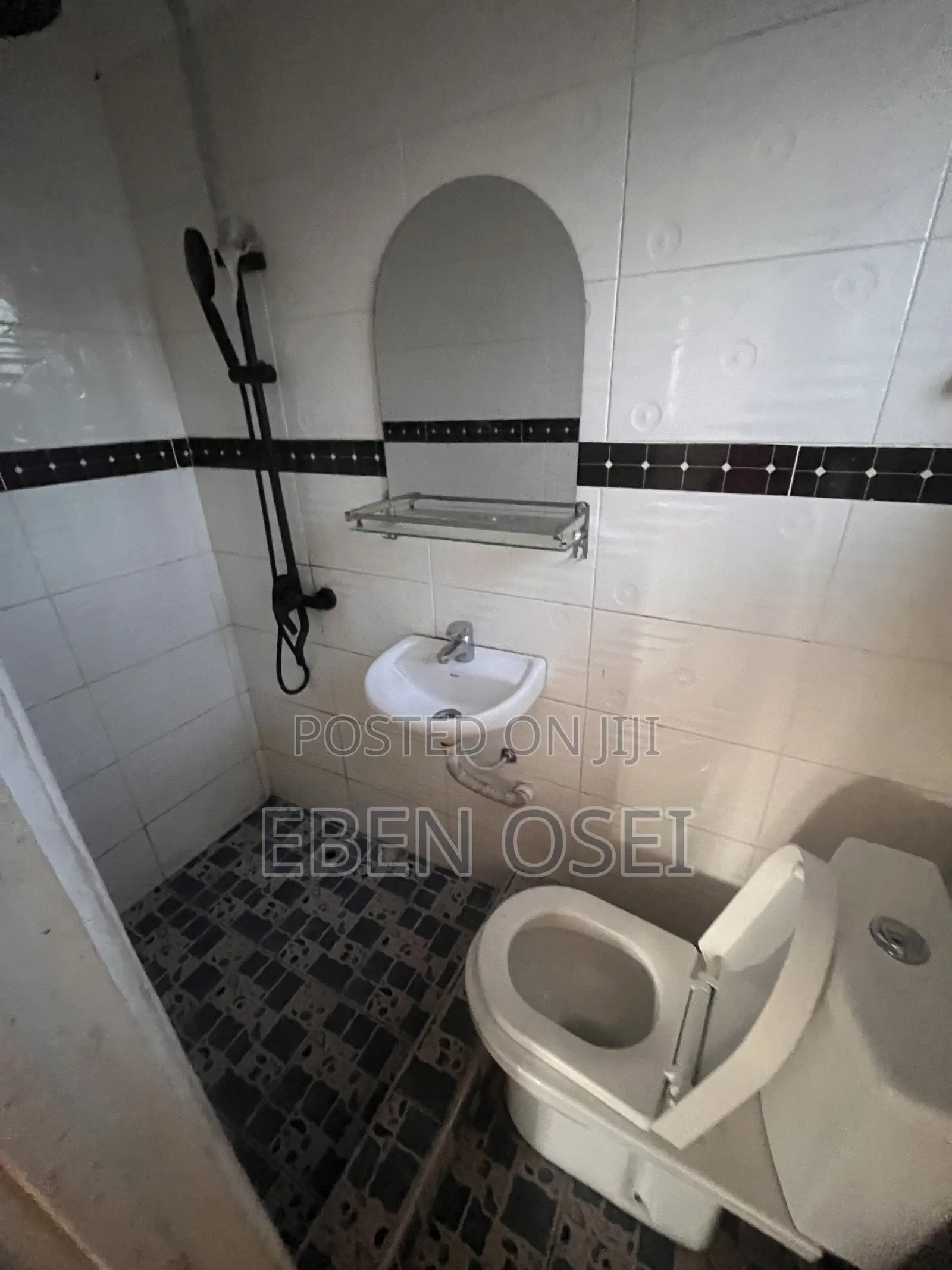 2bdrm Apartment in Dansoman for rent