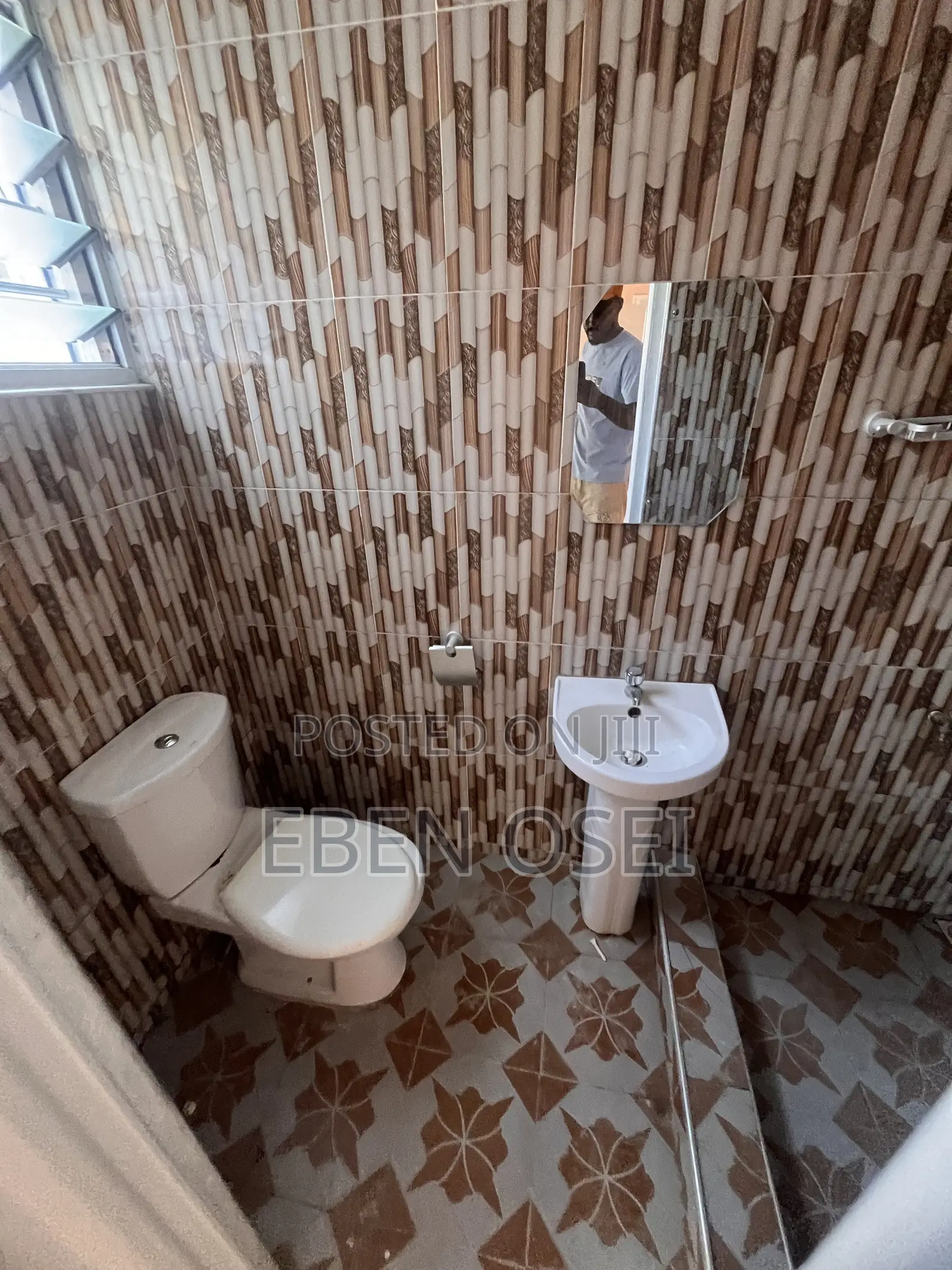 2bdrm Apartment in Dansoman for rent