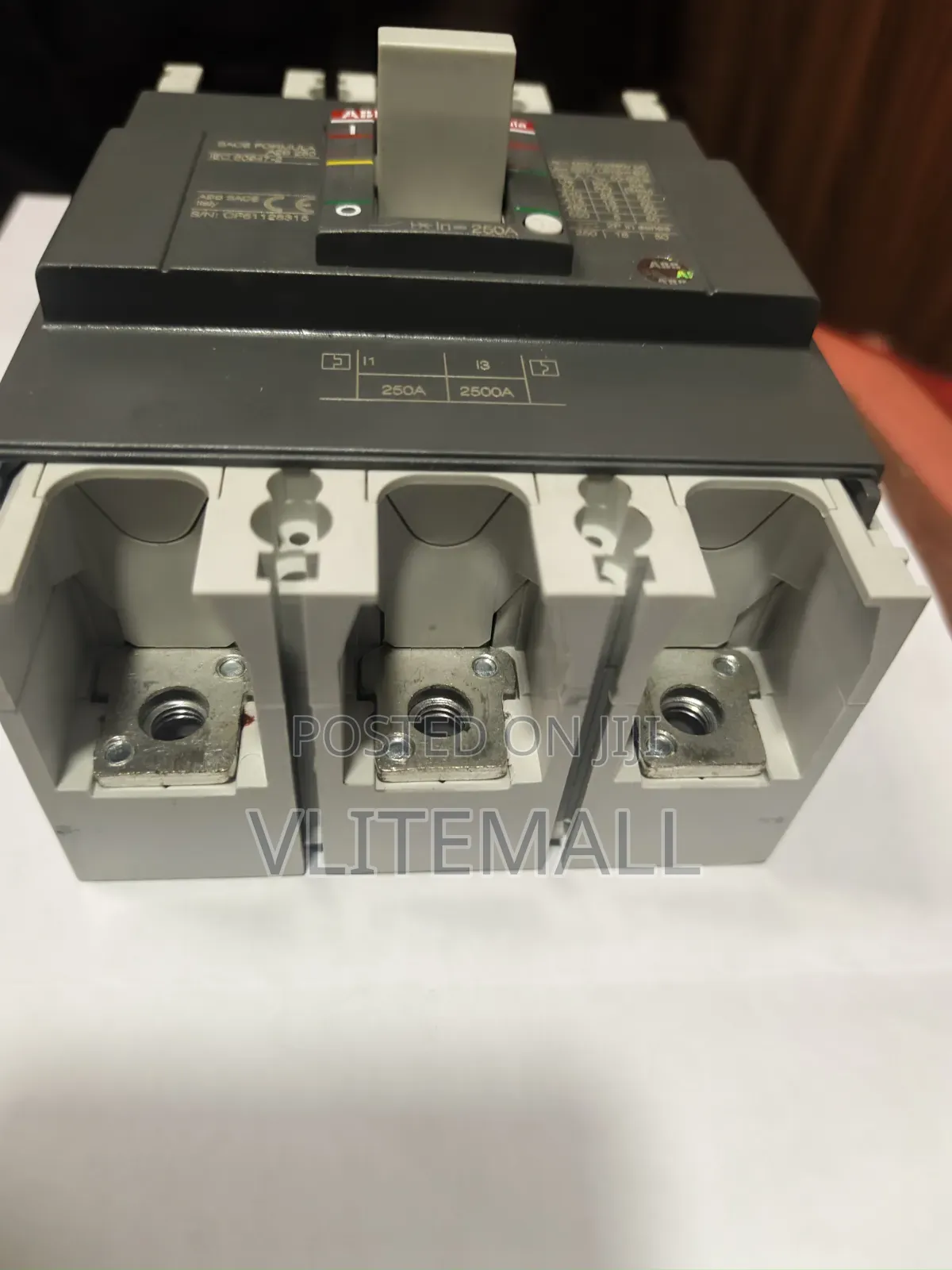 ABB SACE Formula A2B 250 Molded Case Circuit Breaker (MCCB)