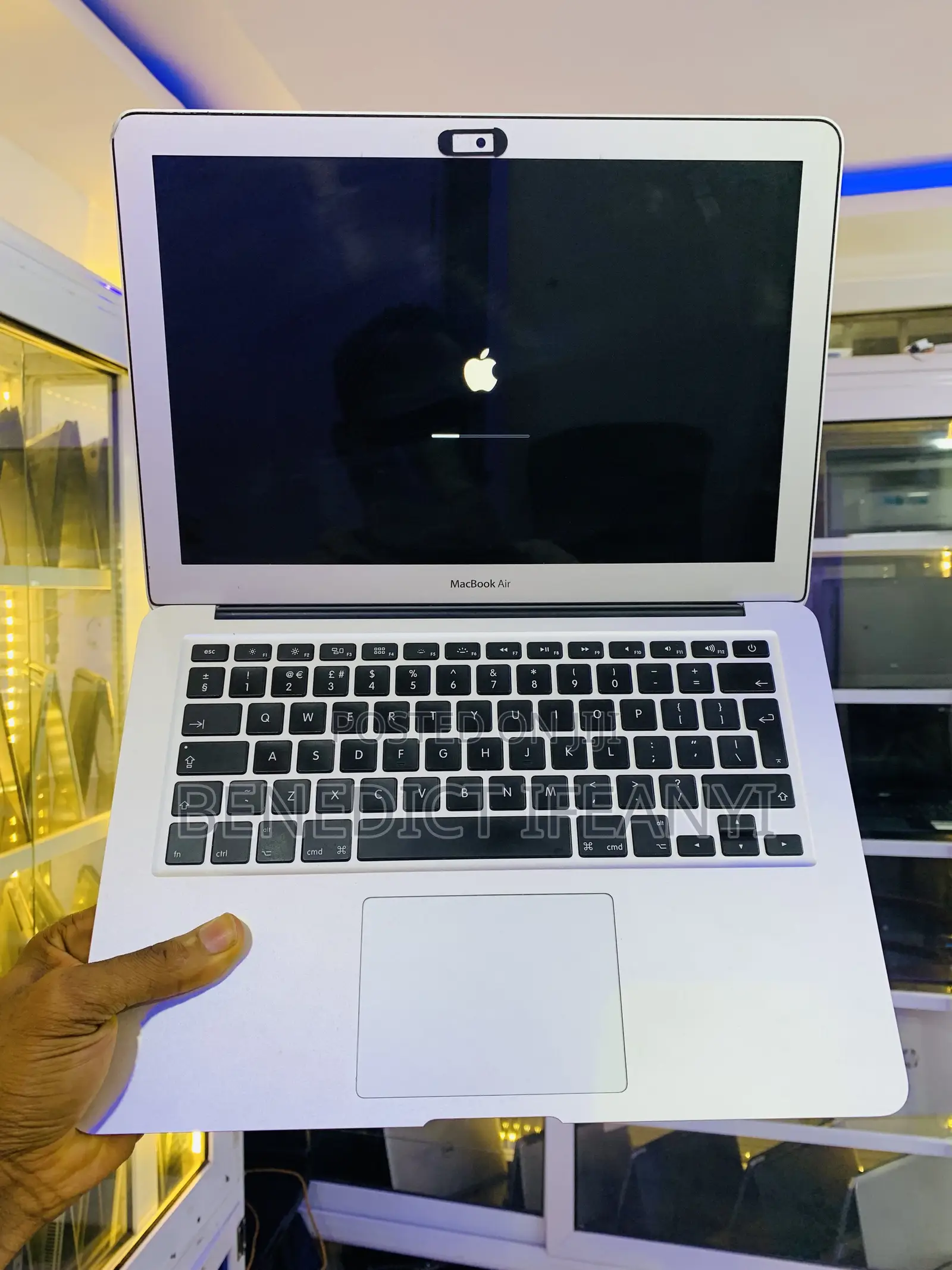 Laptop Apple MacBook Air 2017 8GB Intel Core i5 SSD 256GB