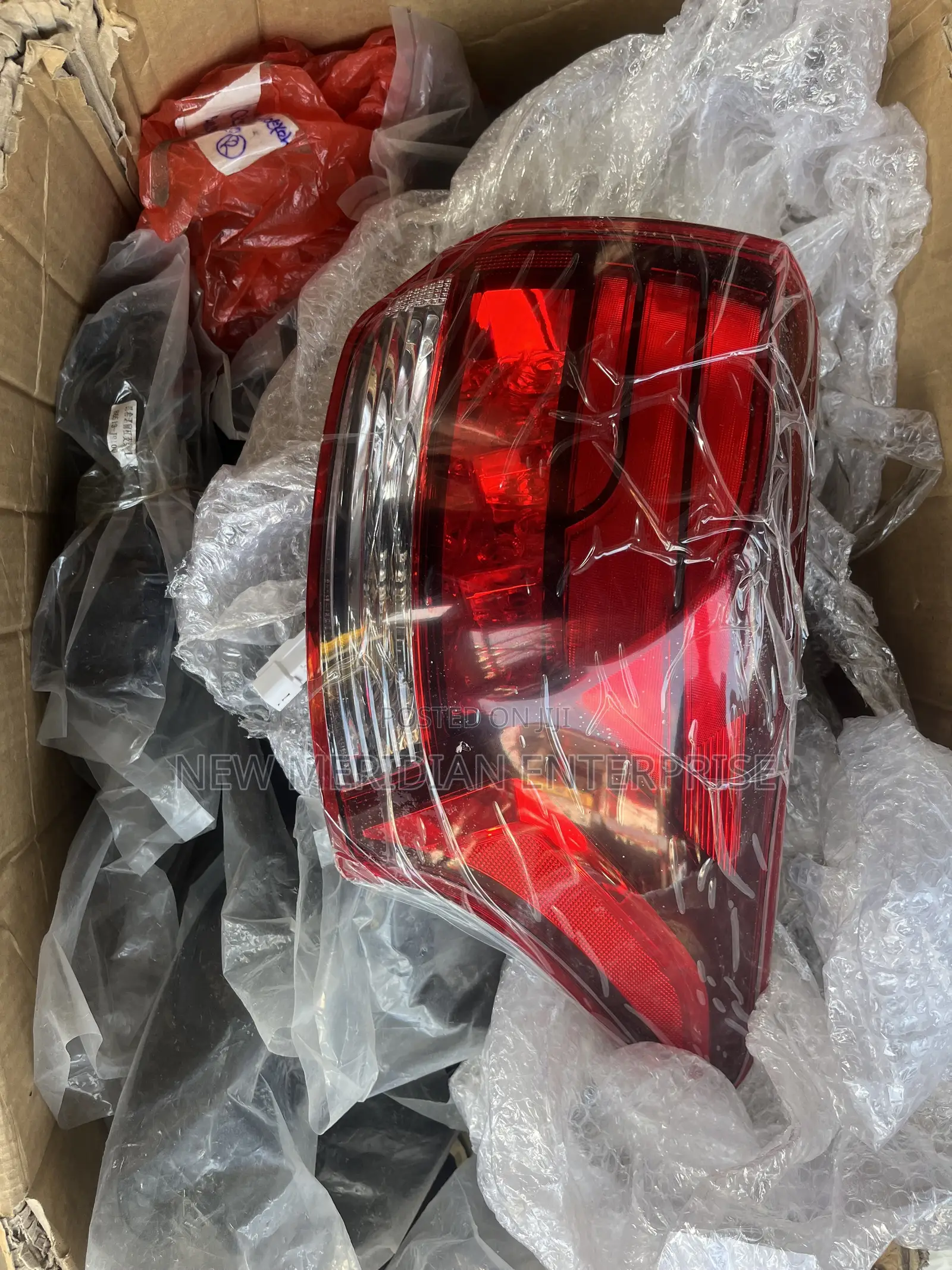 Outlander 2016 -2020 Taillight Available