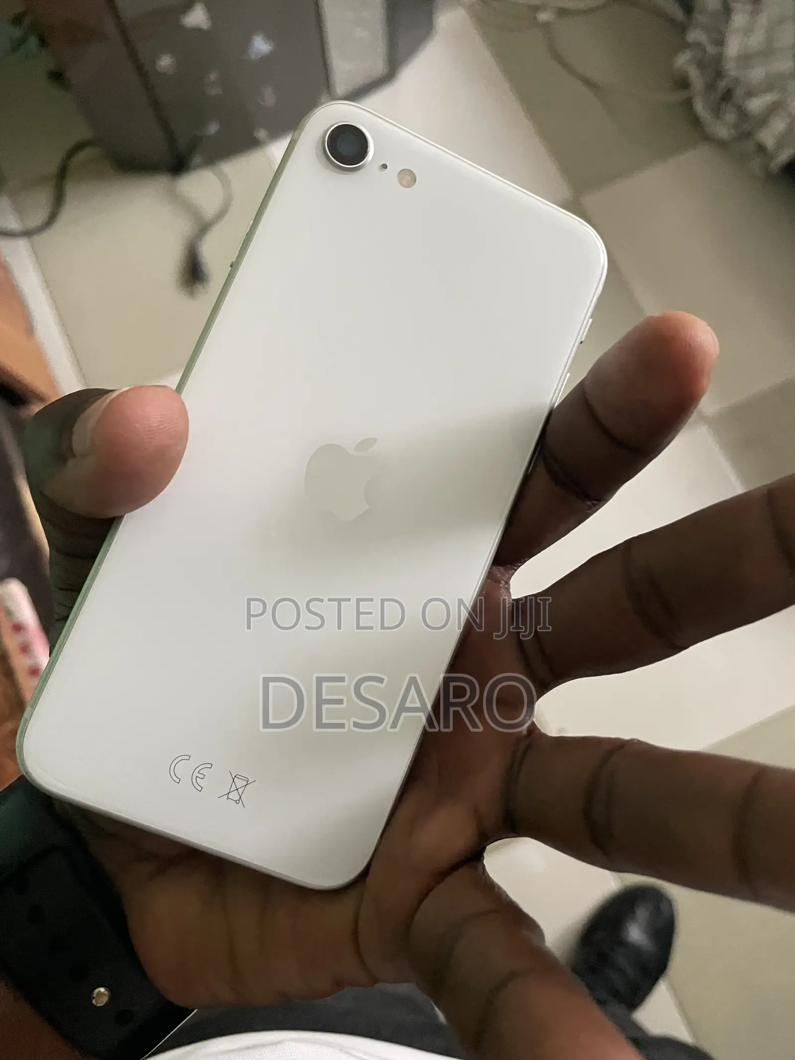 Apple iPhone SE (2020) 64 GB White