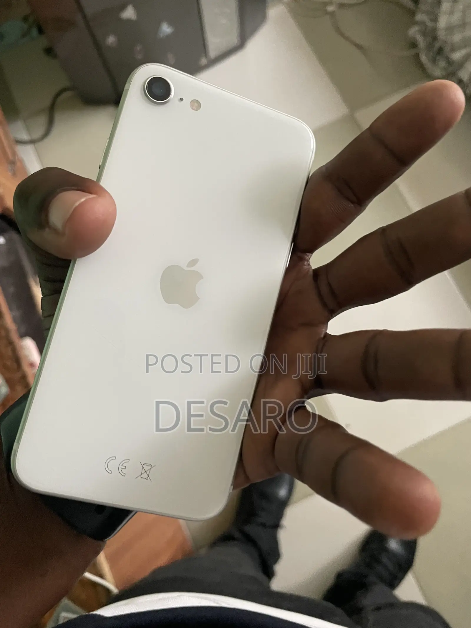 Apple iPhone SE (2020) 64 GB White