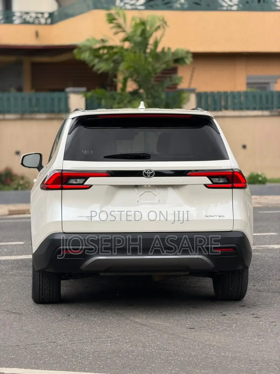 Toyota Grand Highlander Limited AWD 2024