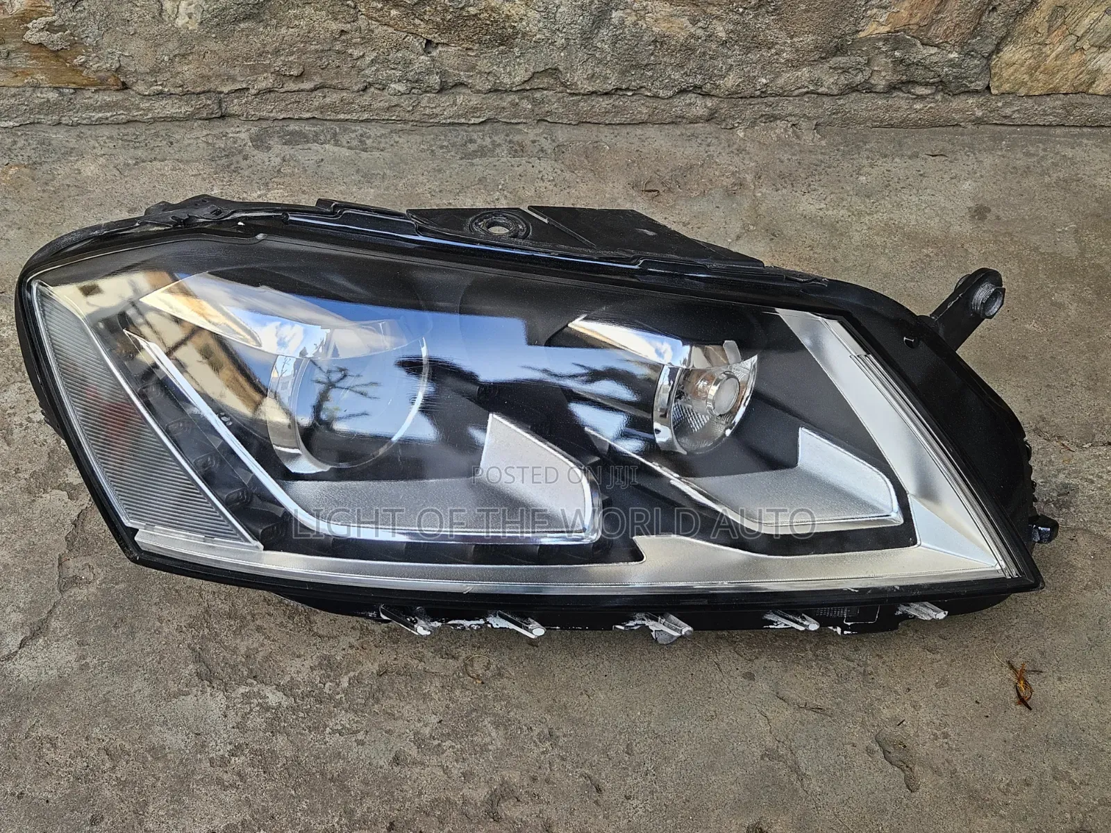 Vw Passat B7 Headlight Led Right Side