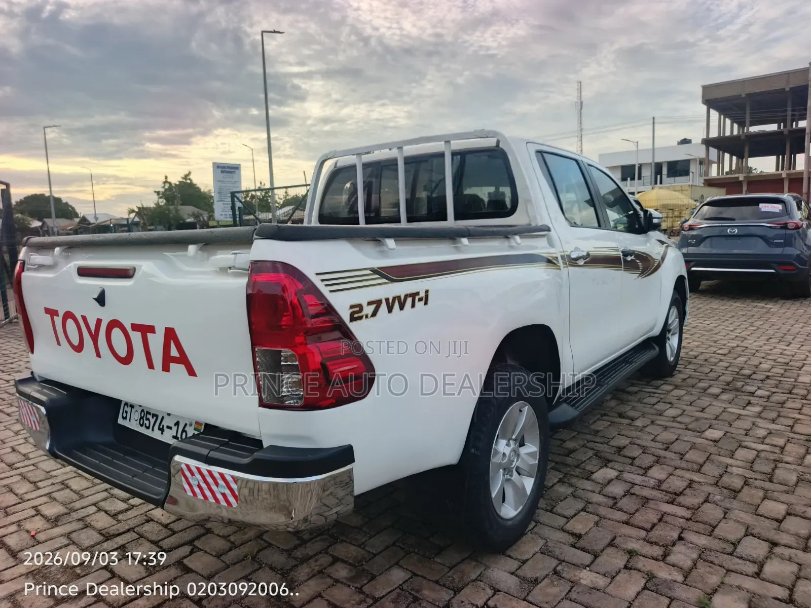 Toyota Hilux 2016 White
