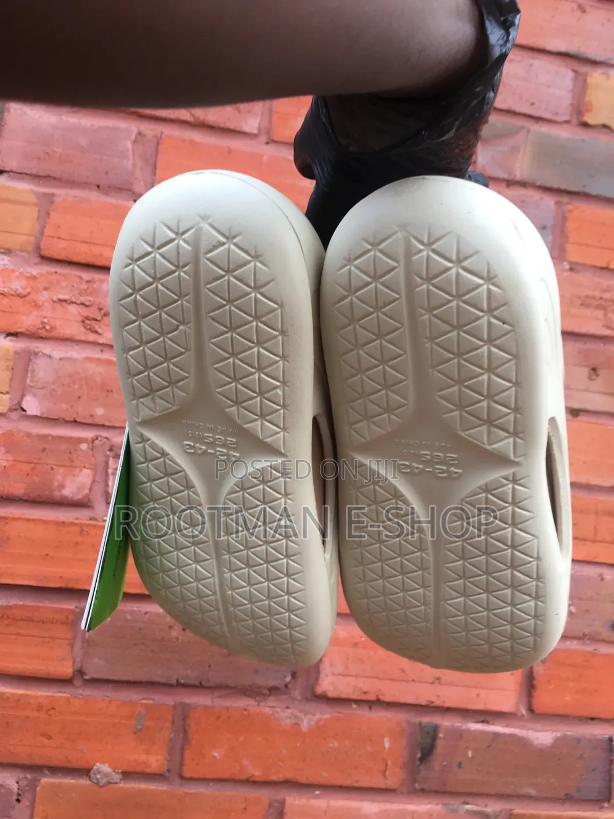 Oraimo Cloud Walk Unisex Clog (Very Comfy )
