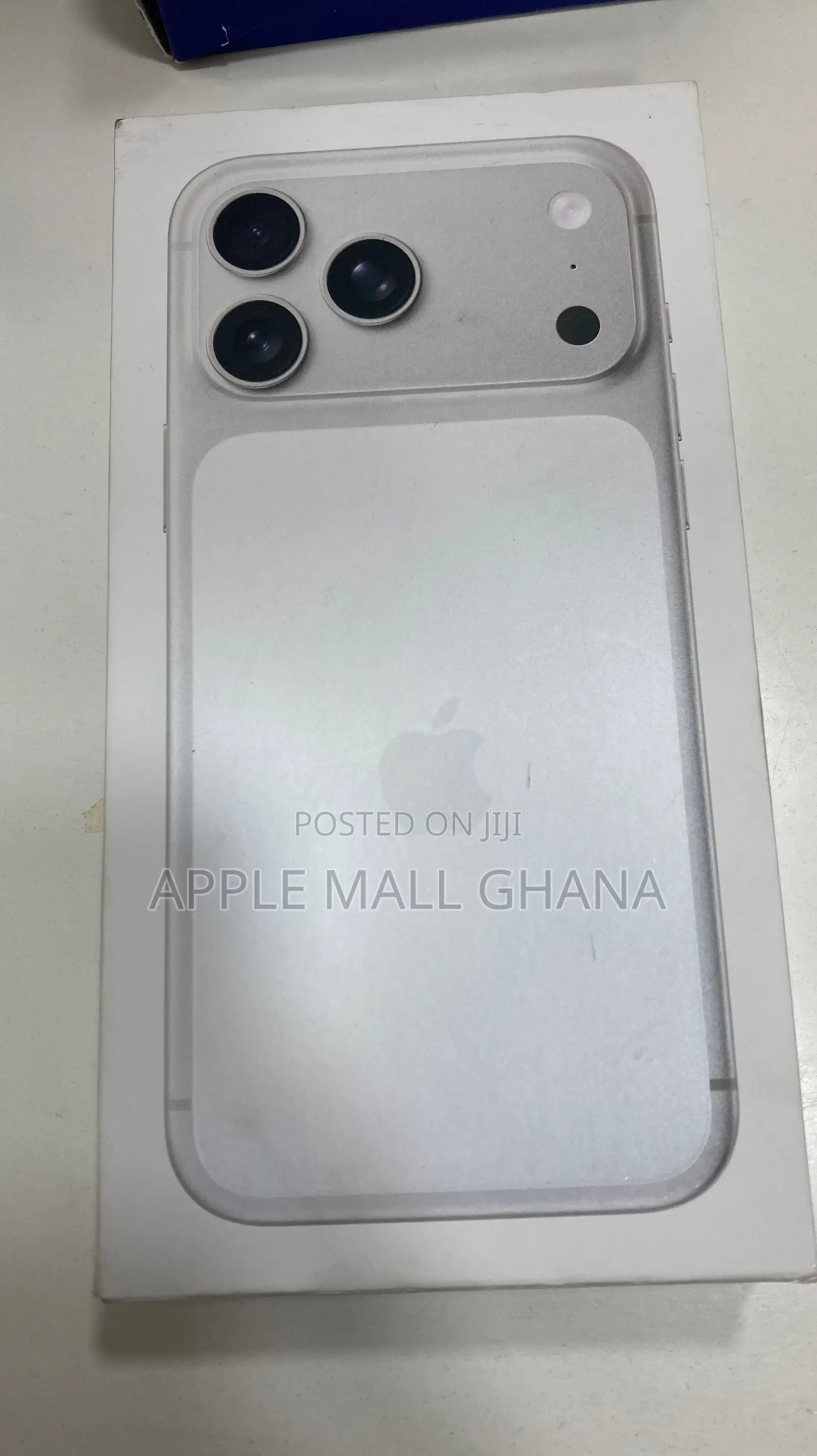 New Apple iPhone 17 Pro Max 256 GB Blue