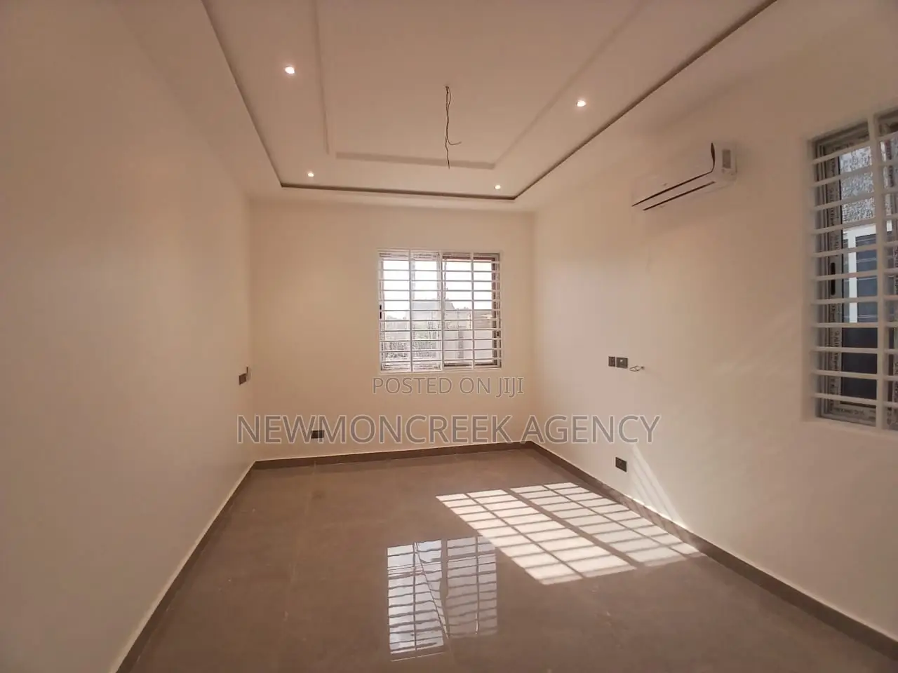 3bdrm Bungalow in Amrahia for sale