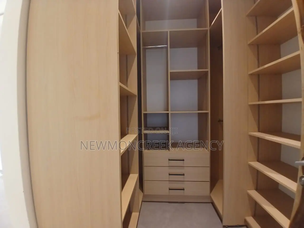 3bdrm Bungalow in Amrahia for sale