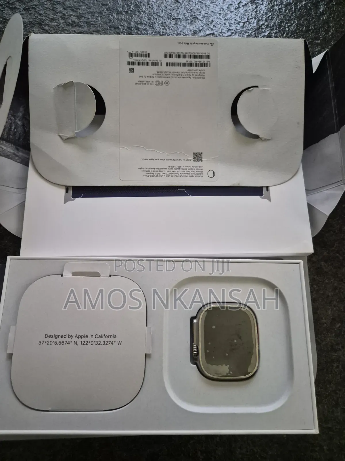Apple Watch Ultra (49mm Titanium) With Black Ocean Band – Unboxed