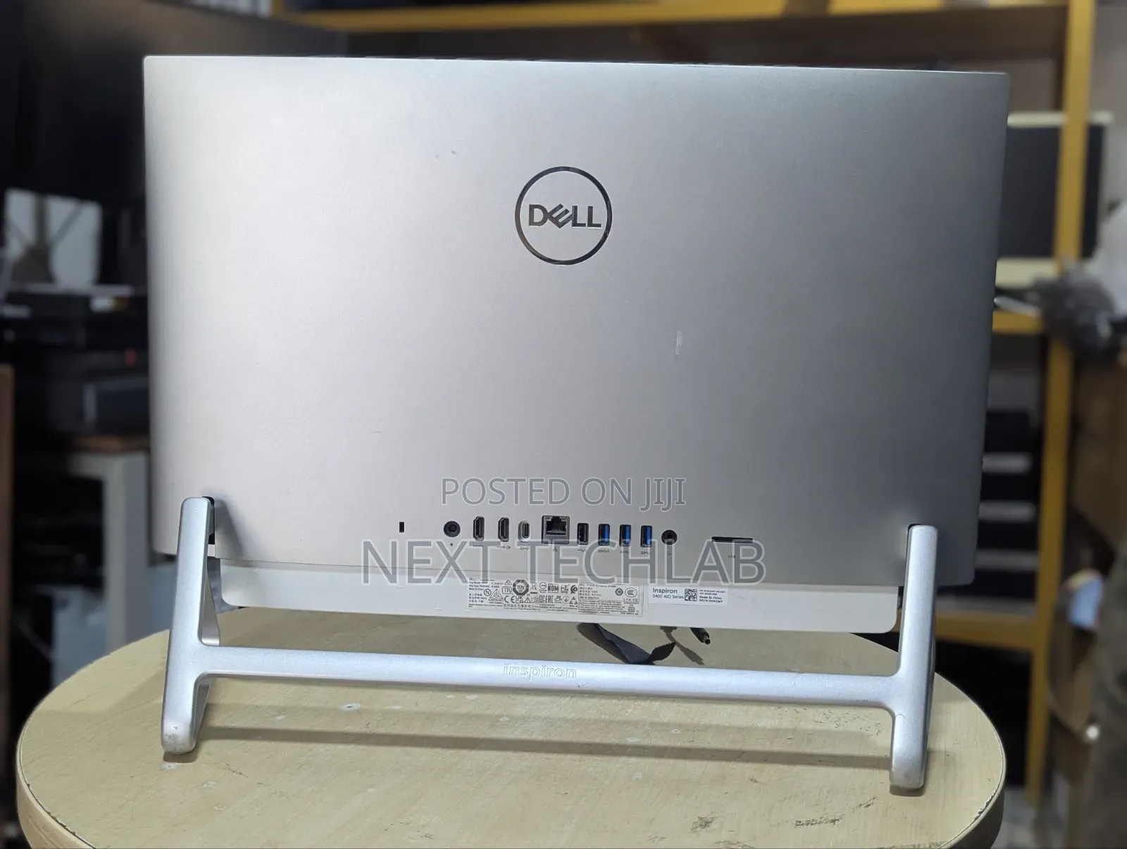 Desktop Computer Dell Inspiron 24 5000 8GB Intel Core i3 SSD 256GB