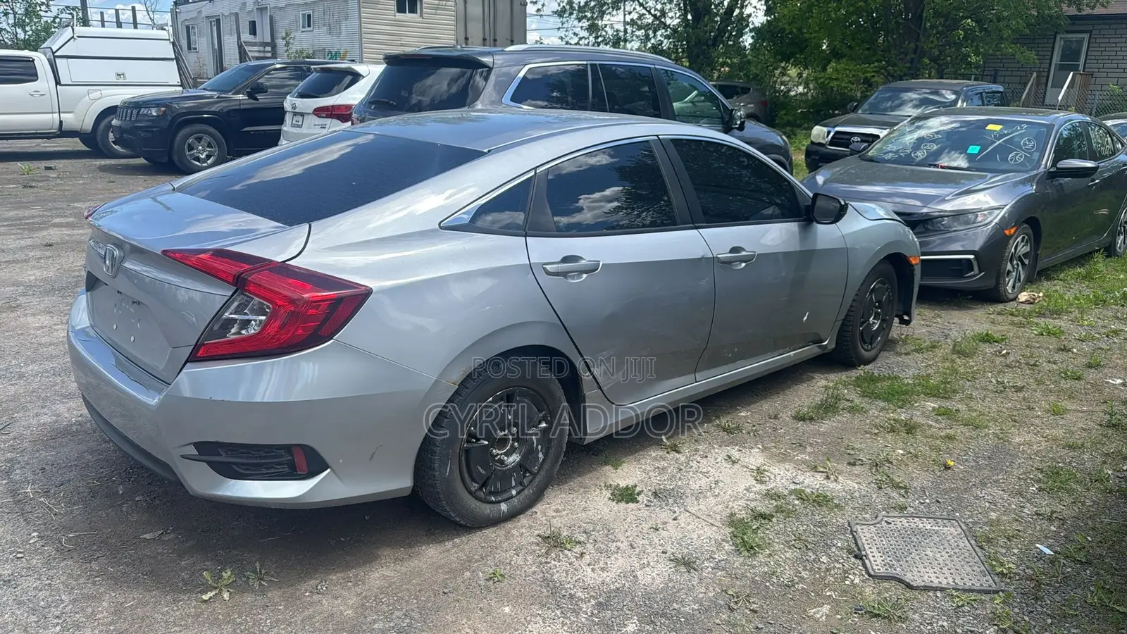 Honda Civic LX 4dr Sedan (2.0L 4cyl) 2017 Gray