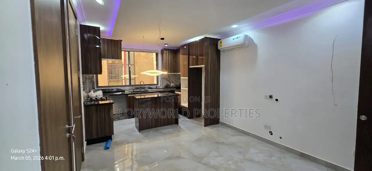 2bdrm Apartment in Baatsona Total for sale
