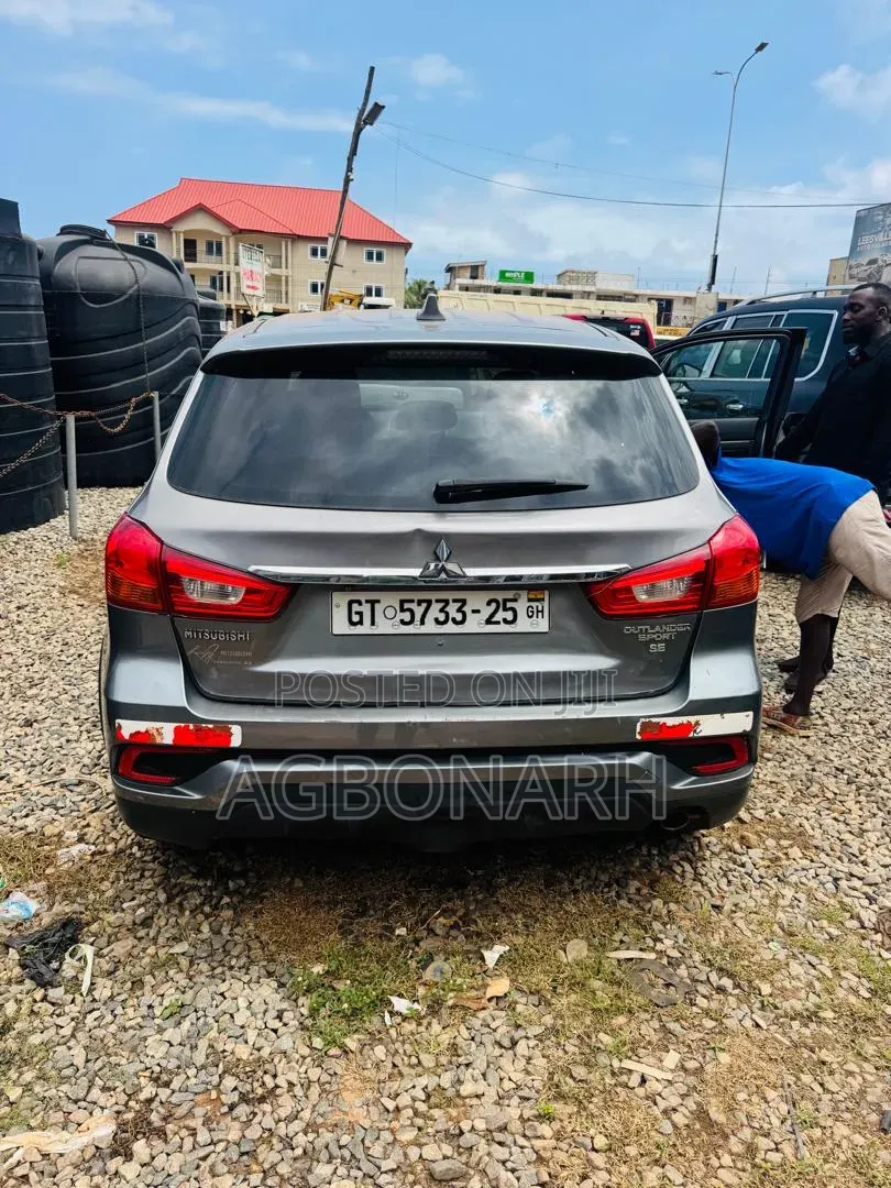 Mitsubishi Outlander Sport SE 2.0 2019 Gray