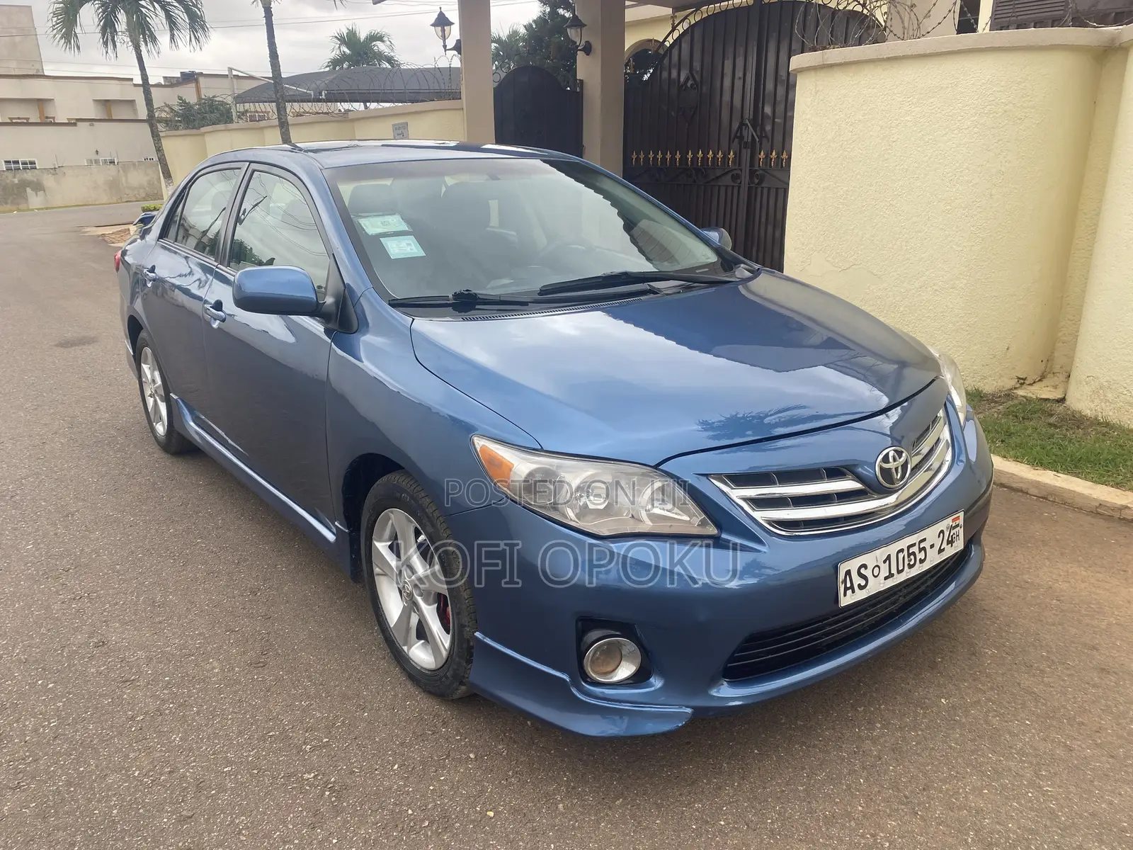 Toyota Corolla 2013 Blue