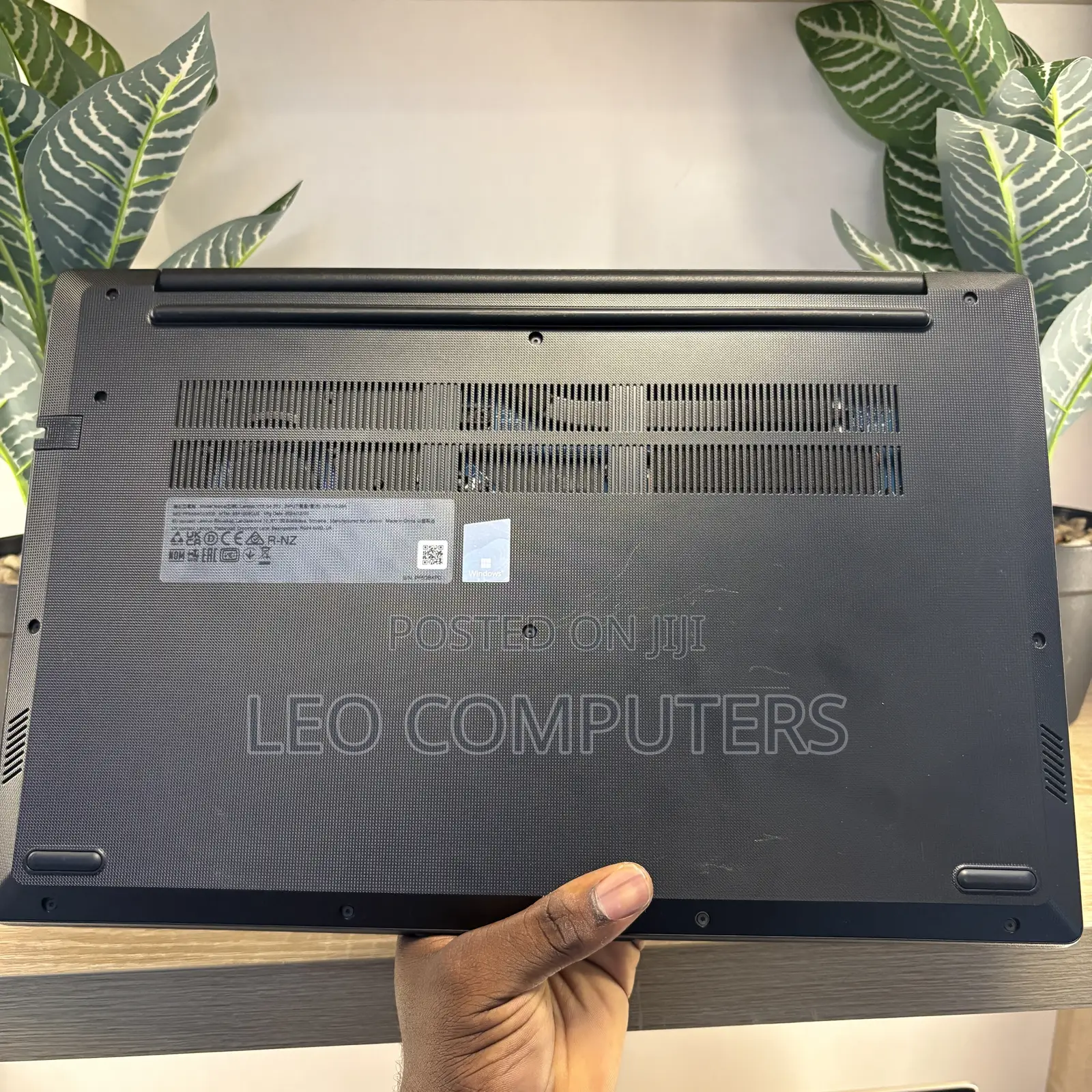 Laptop Lenovo V15 8GB Intel Core i5 SSD 512GB