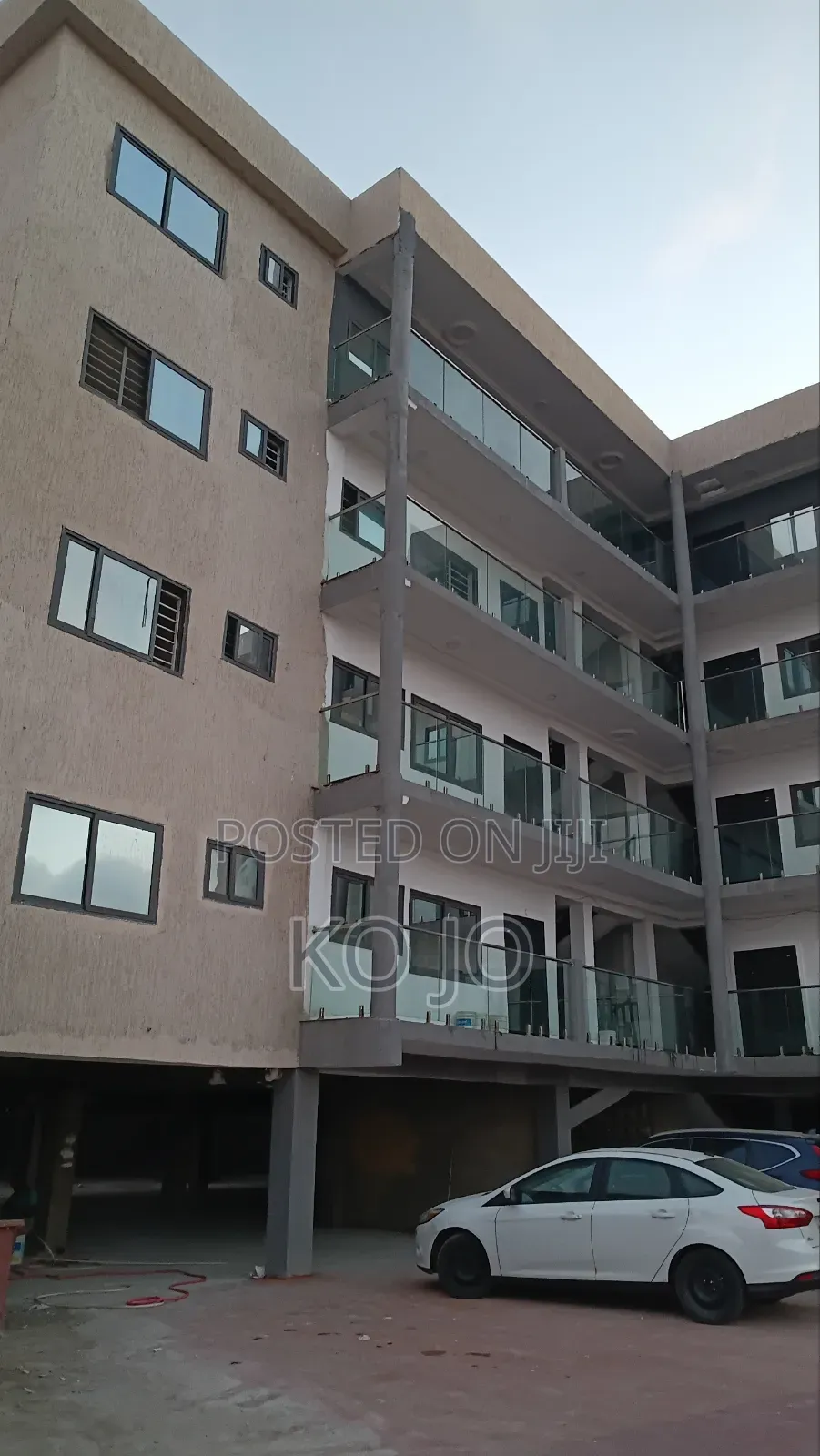 2bdrm Apartment in American House for rent