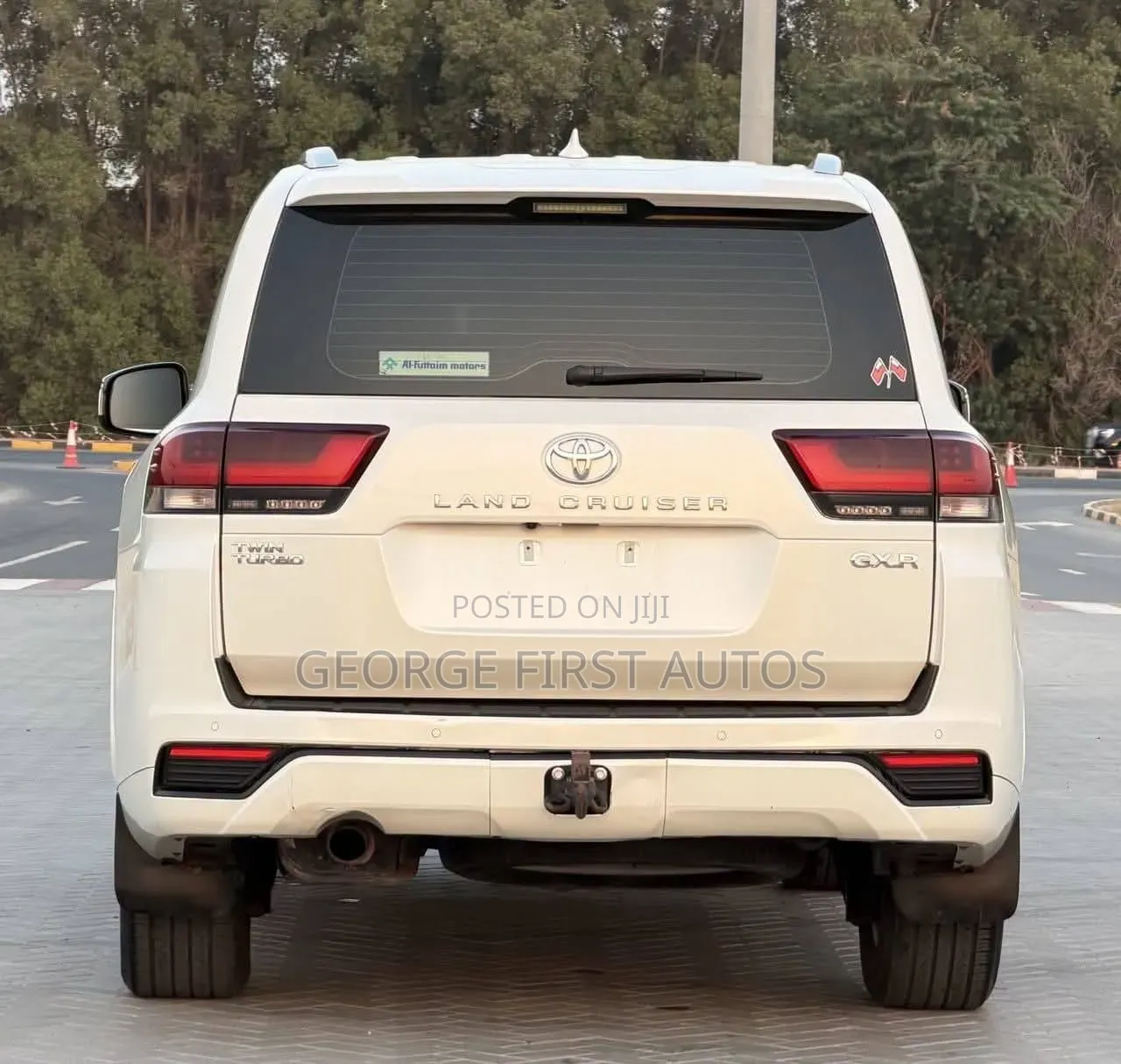 Toyota Land Cruiser LC300 2023 White