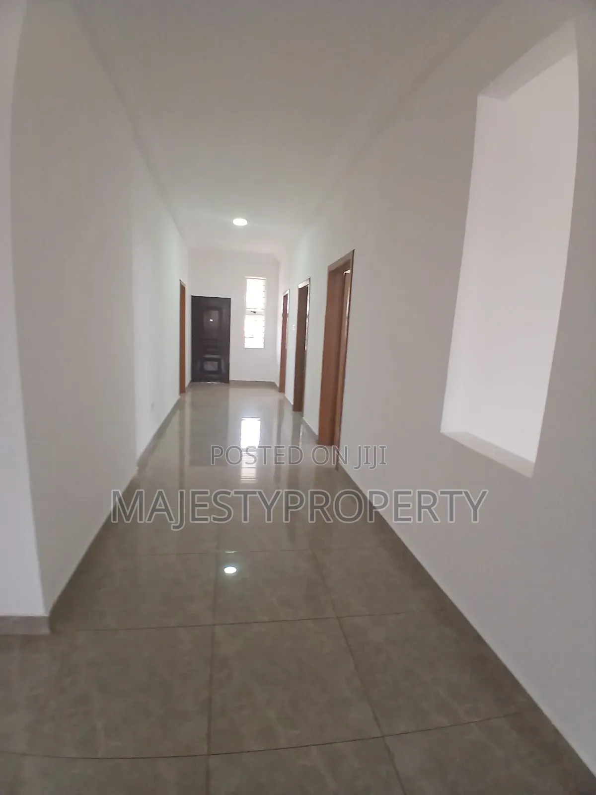3bdrm House in Batsona, Baatsona Total for rent