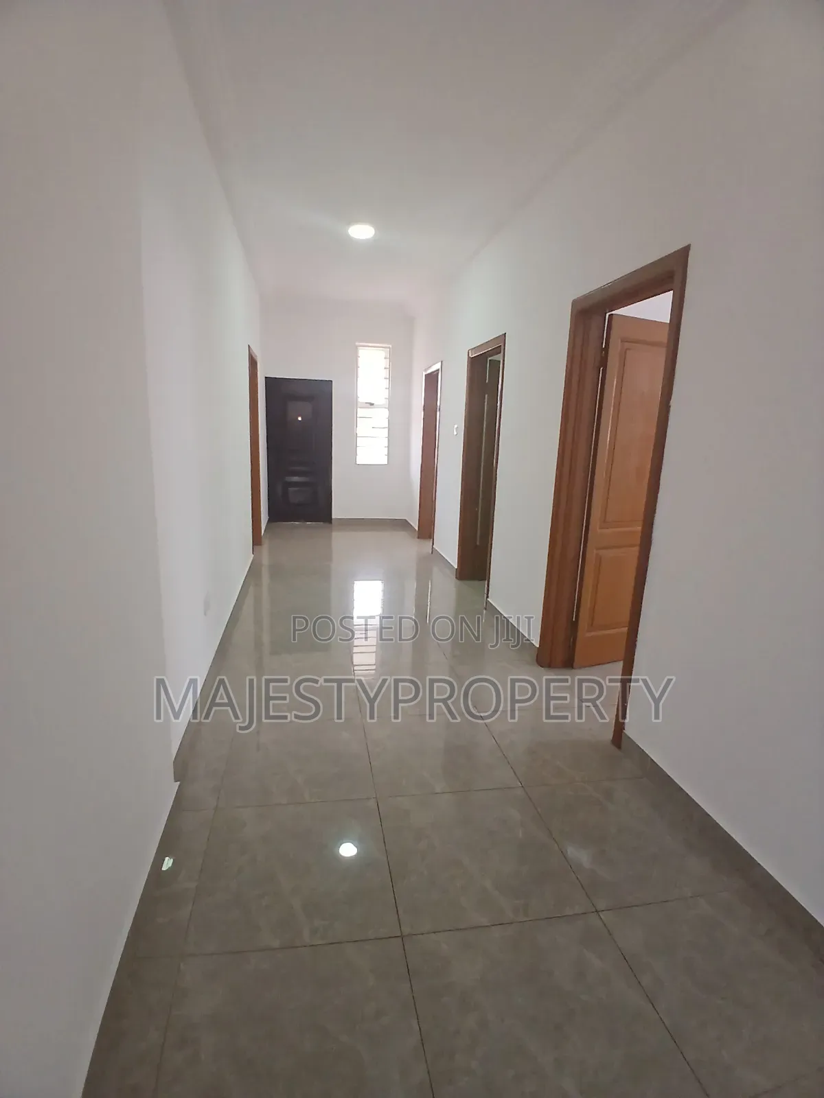 3bdrm House in Batsona, Baatsona Total for rent