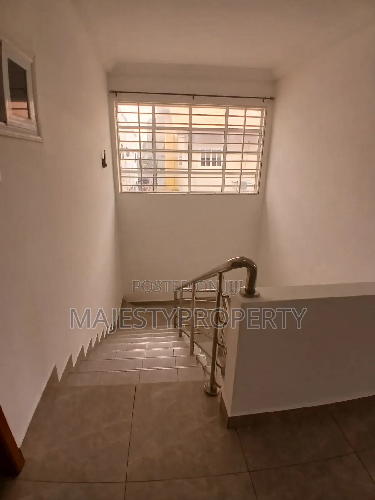 3bdrm House in Batsona, Baatsona Total for rent