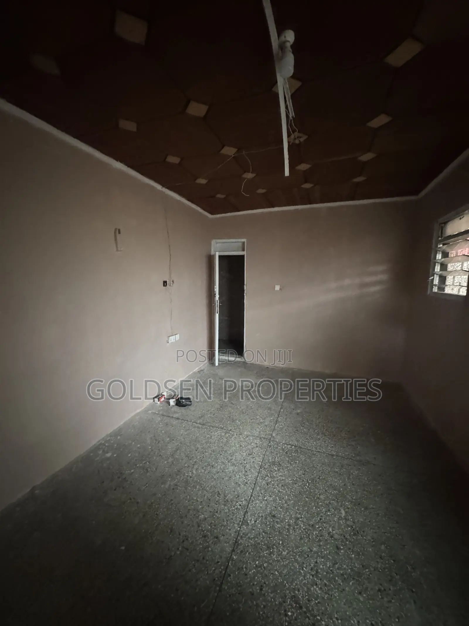 1bdrm Apartment in Mile 7 for rent