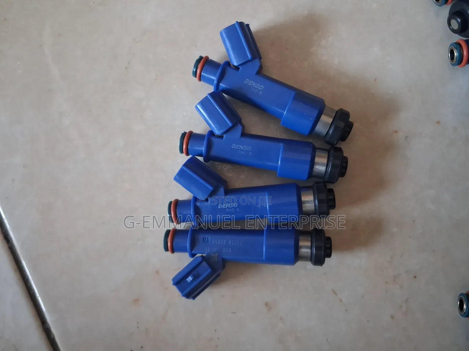 Toyota Corolla S Fuel Injectors. Original